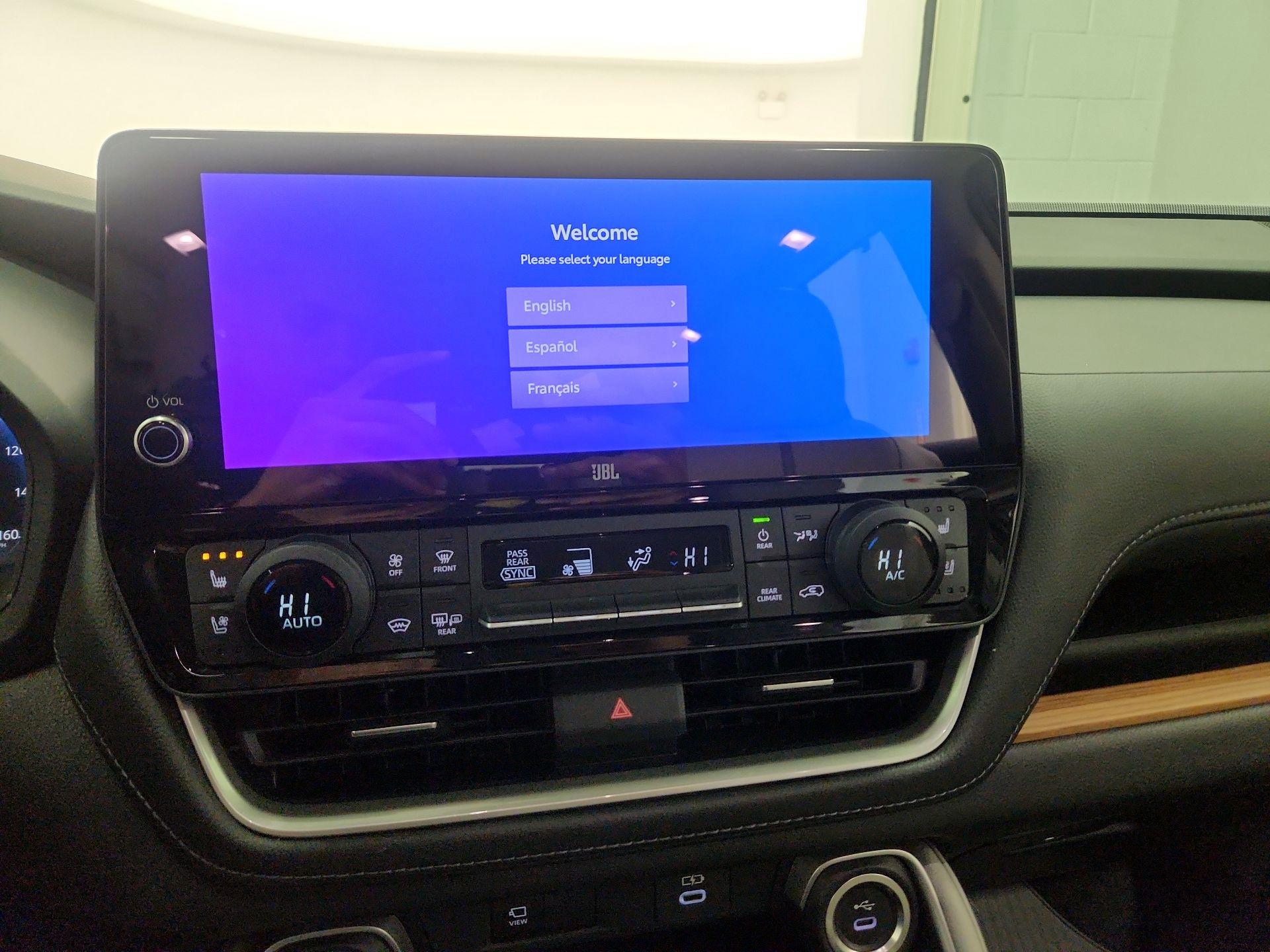 Thumbnail: 2025 Toyota Grand Highlander - 15