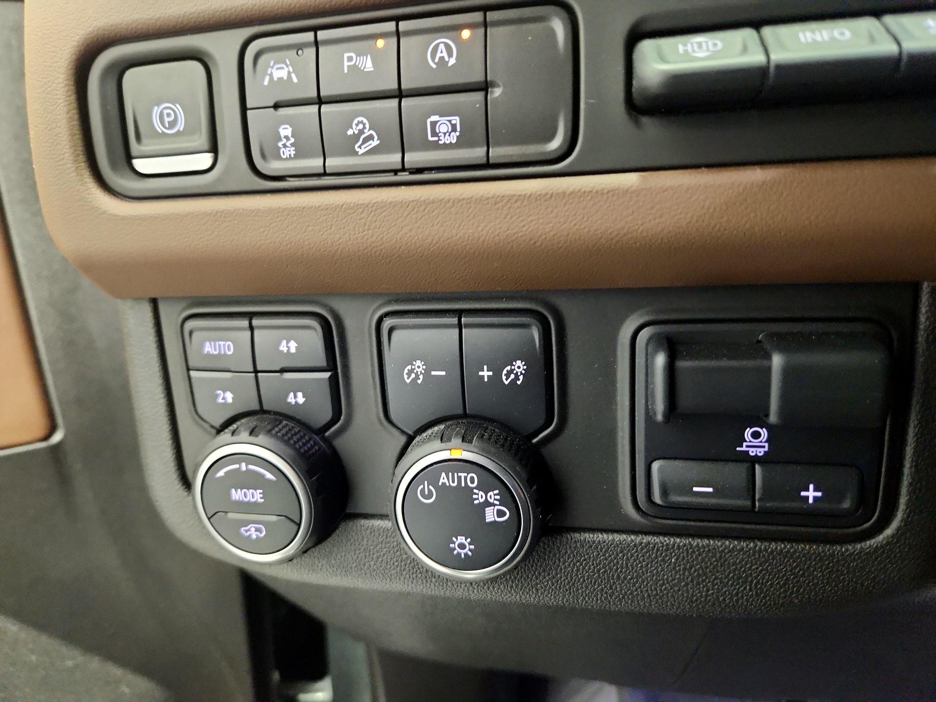 Thumbnail: 2023 Chevrolet Tahoe - 13