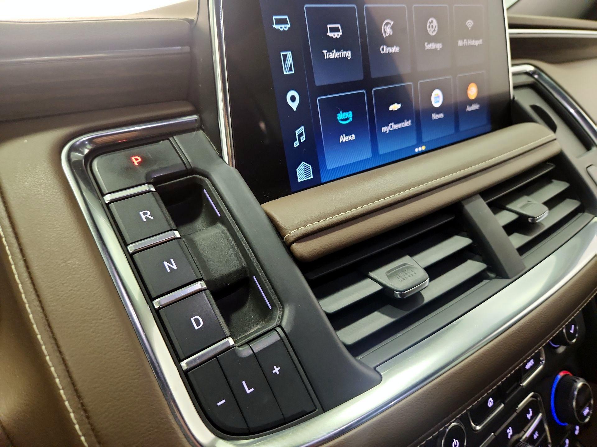 Thumbnail: 2023 Chevrolet Tahoe - 17