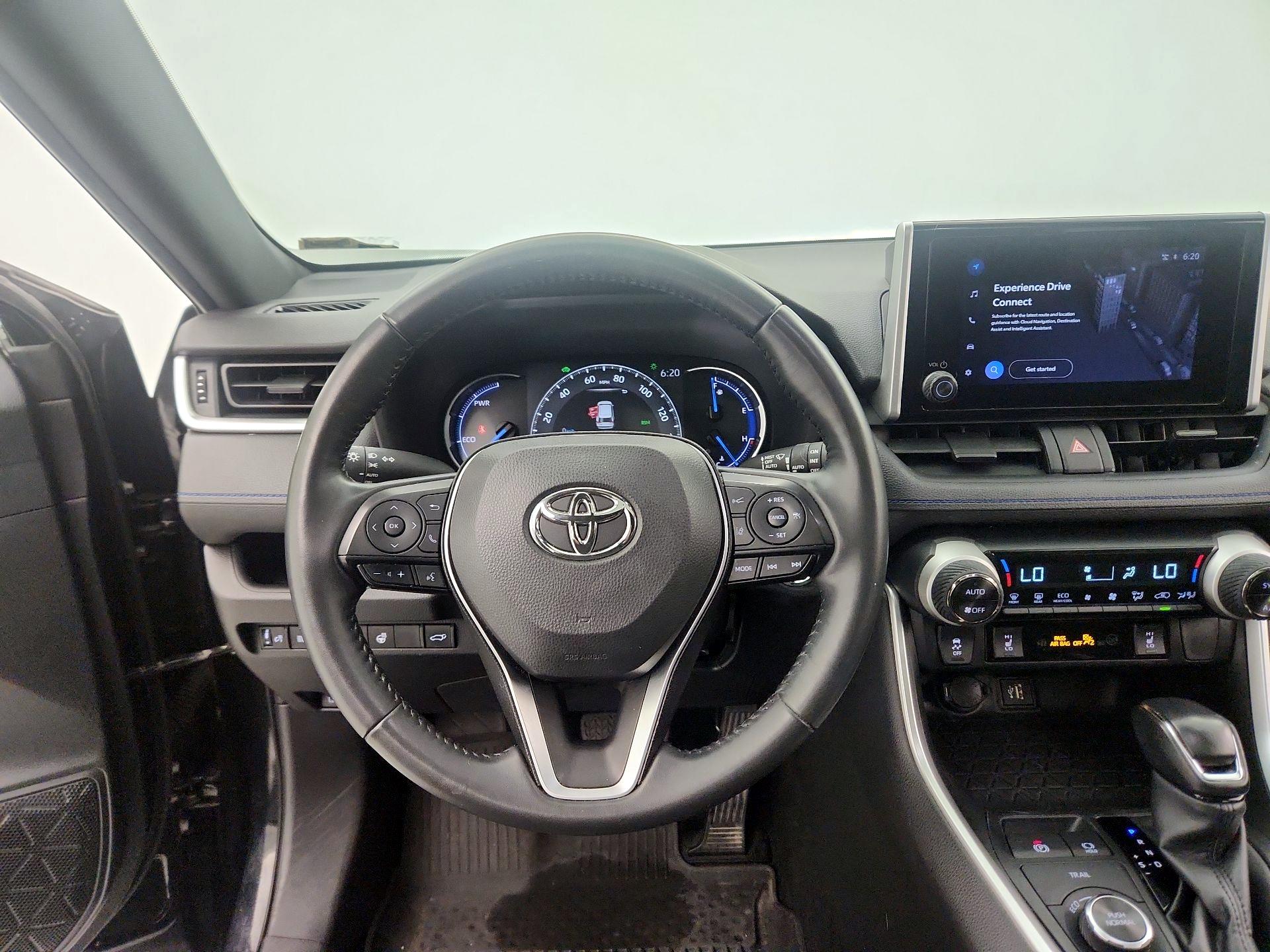 Thumbnail: 2023 Toyota RAV4 - 10