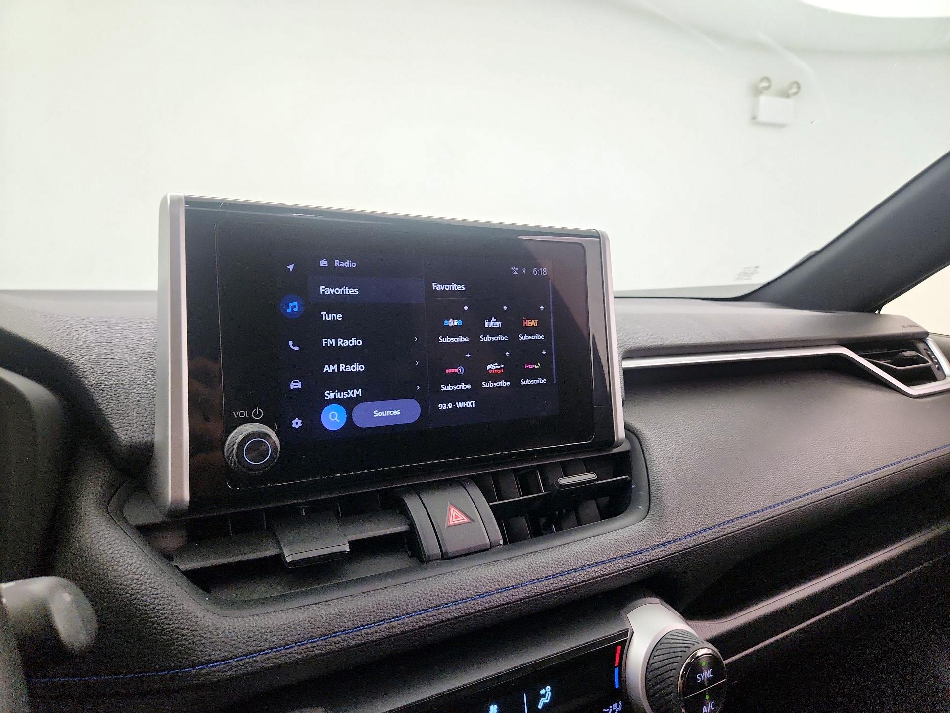 Thumbnail: 2023 Toyota RAV4 - 16