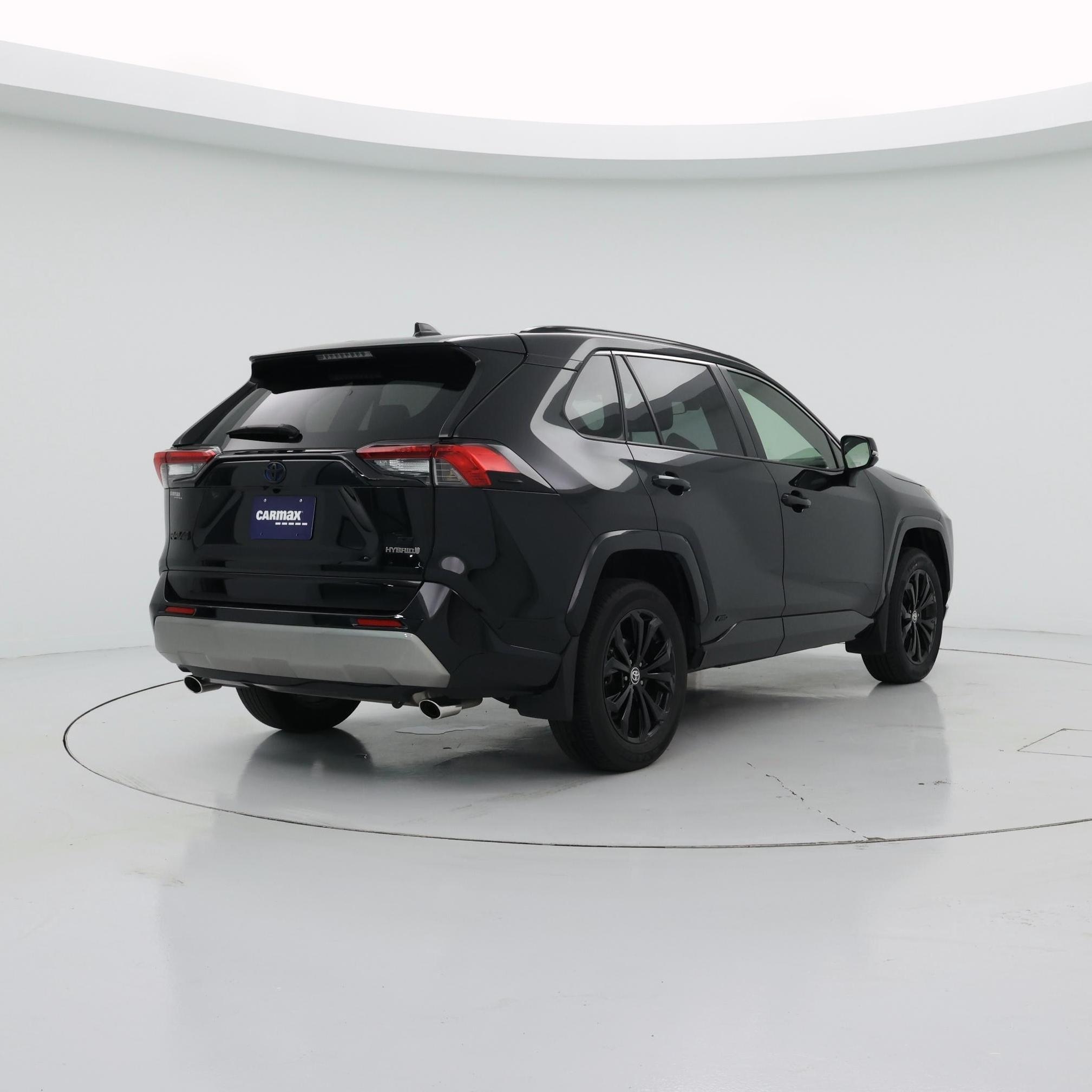Thumbnail: 2023 Toyota RAV4 - 8
