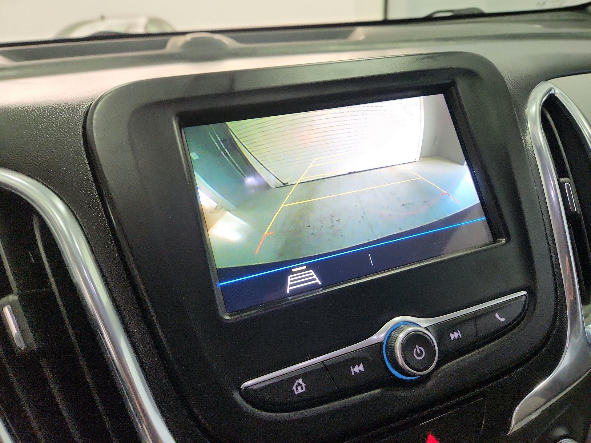 Thumbnail: 2019 Chevrolet Equinox - 14