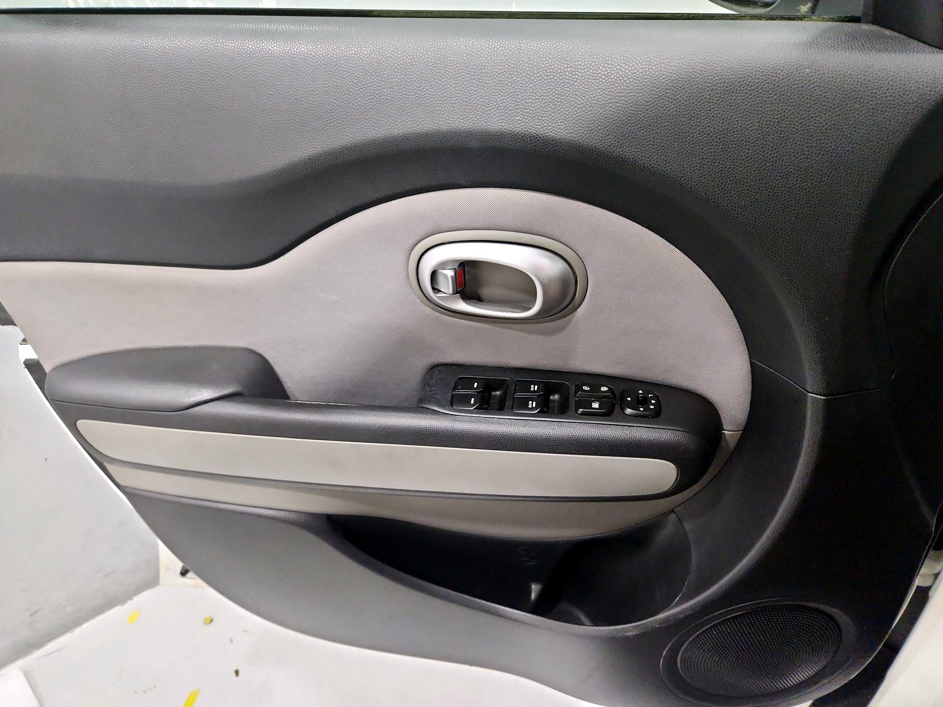 Thumbnail: 2014 Kia Soul - 12