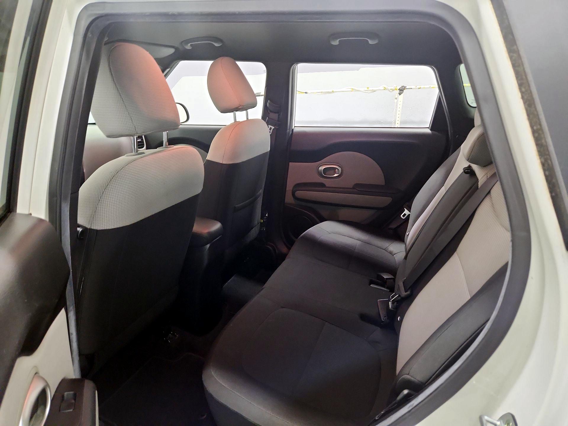 Thumbnail: 2014 Kia Soul - 18