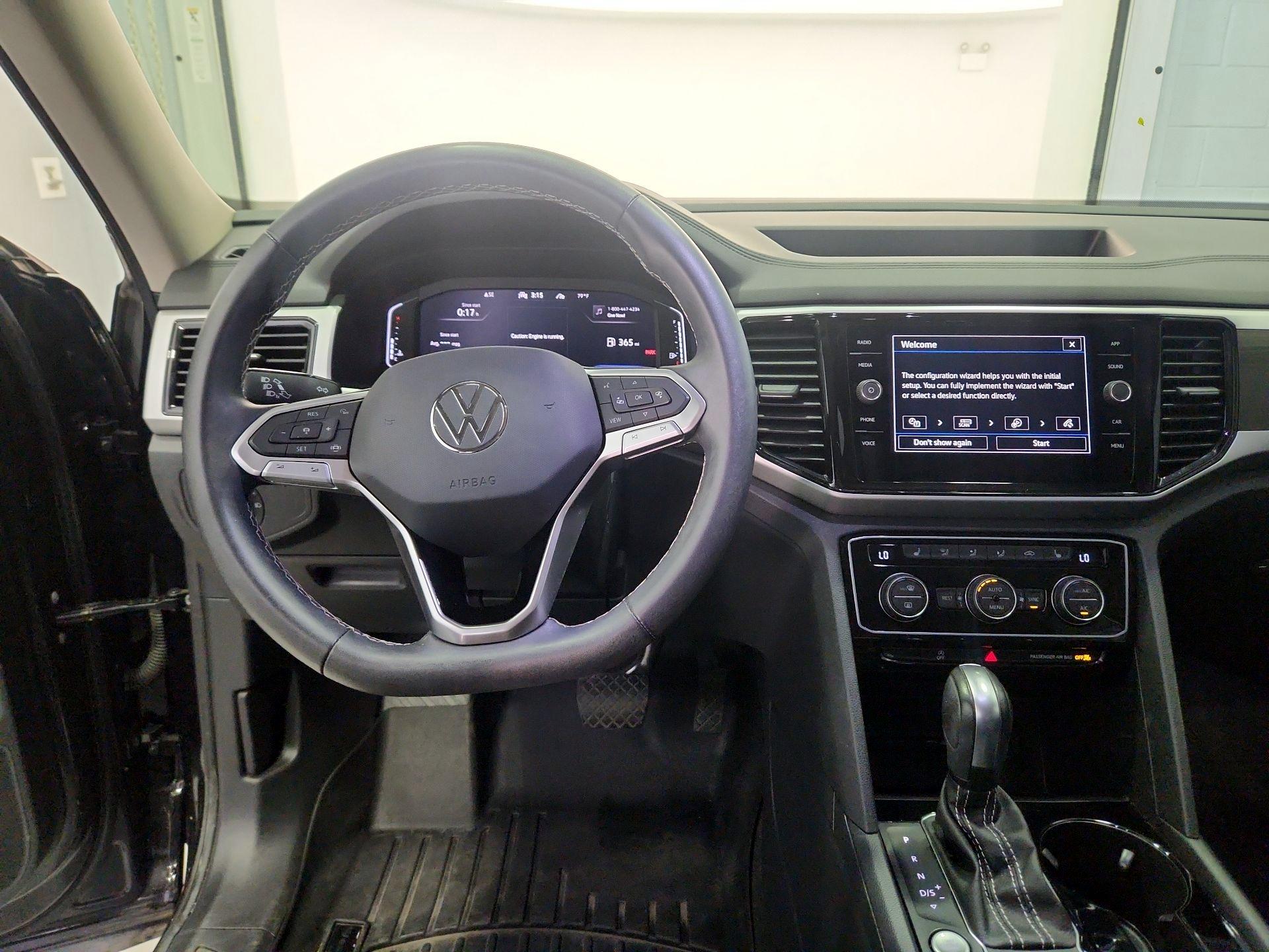 Thumbnail: 2023 Volkswagen Atlas - 9