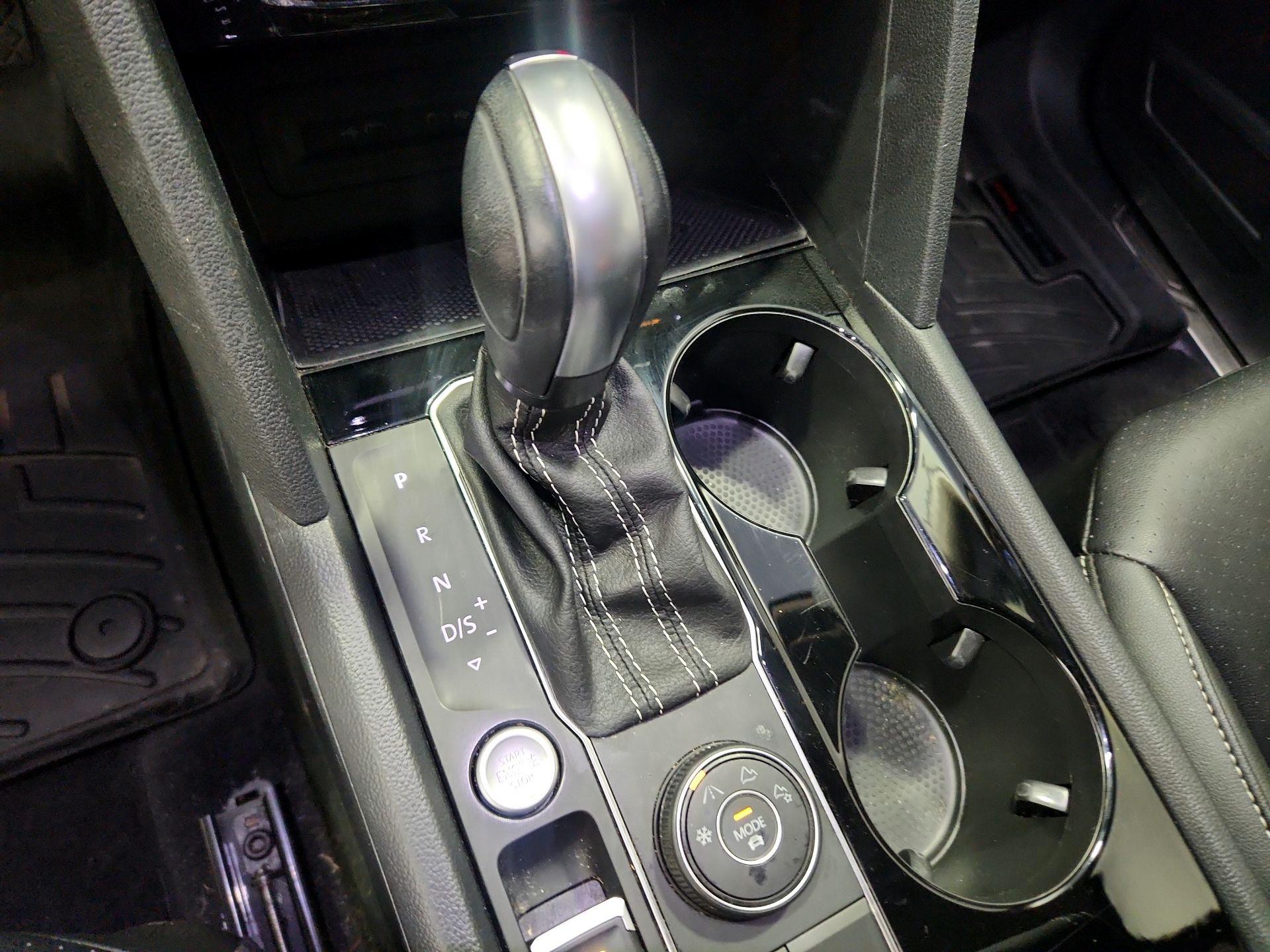 Thumbnail: 2023 Volkswagen Atlas - 17