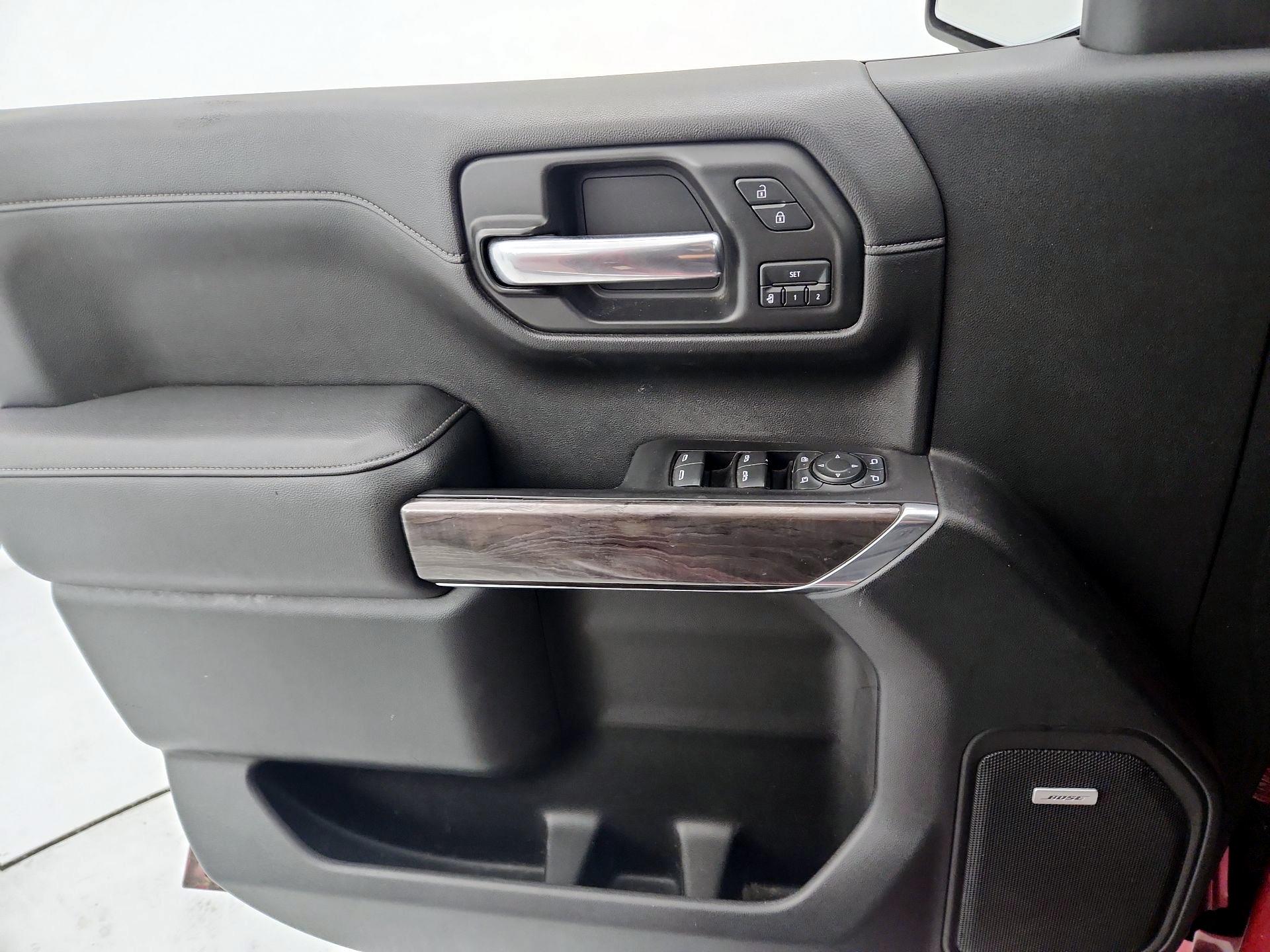 Thumbnail: 2020 Chevrolet Silverado 1500 - 12