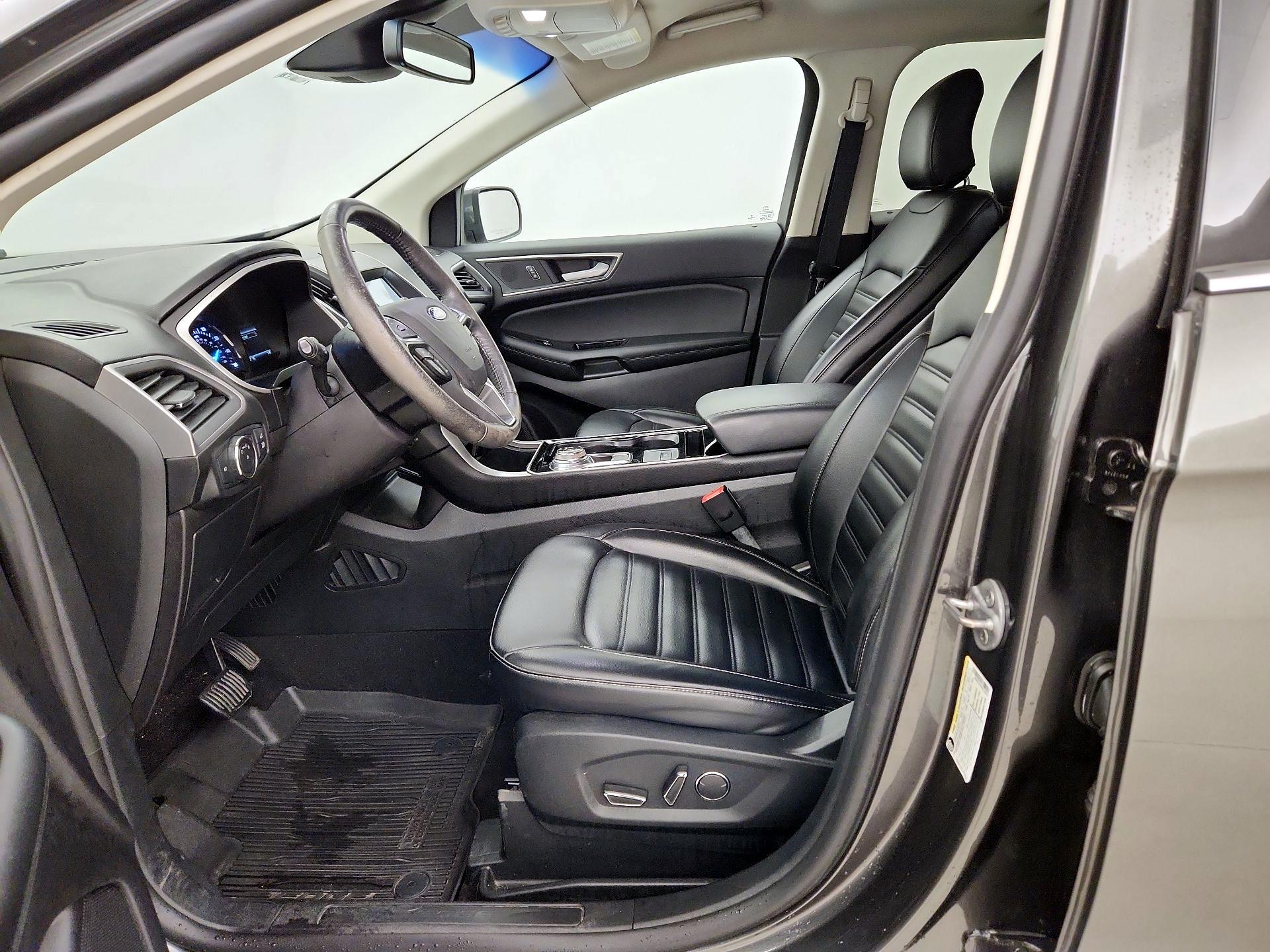 Thumbnail: 2019 Ford Edge - 11