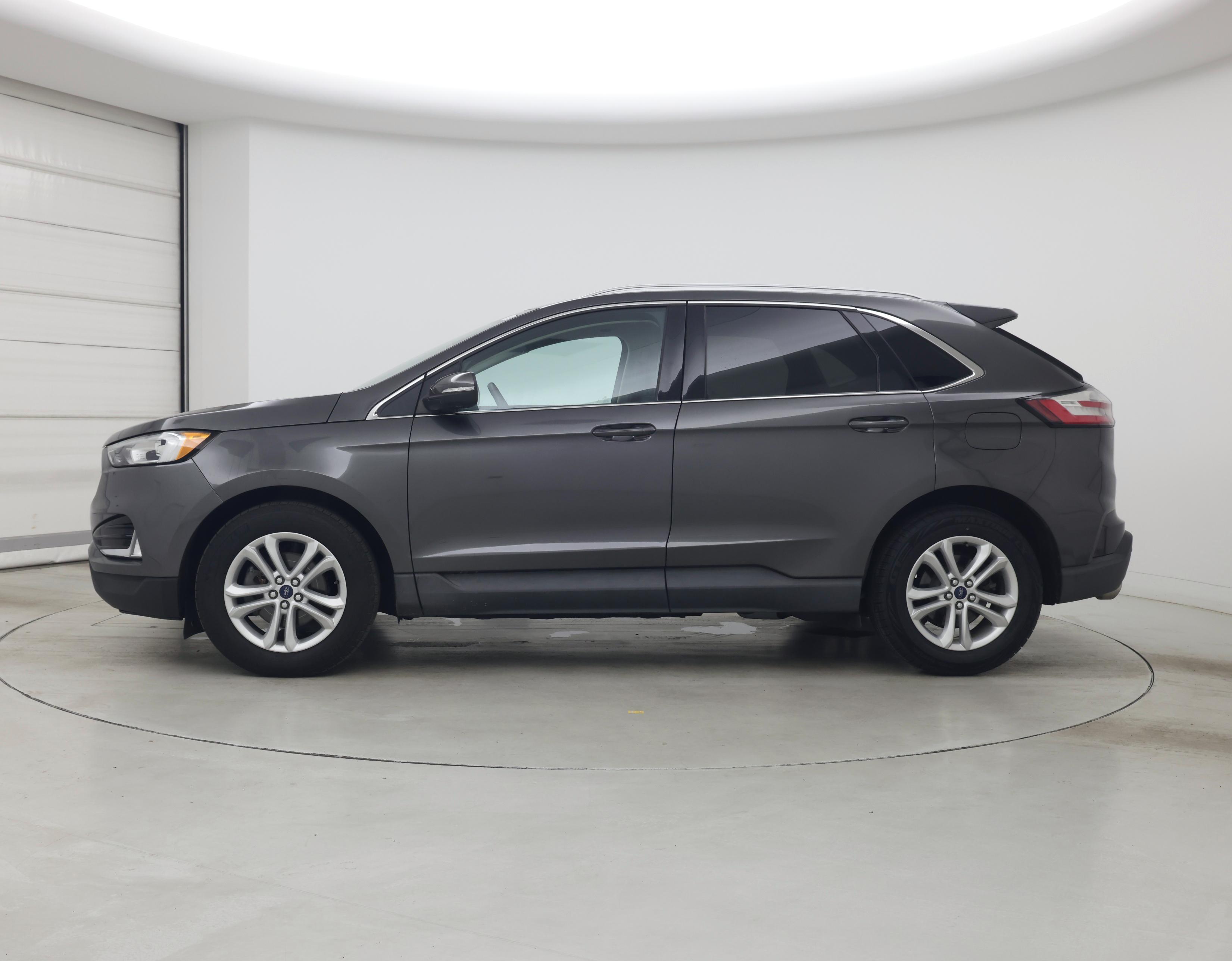 Thumbnail: 2019 Ford Edge - 3
