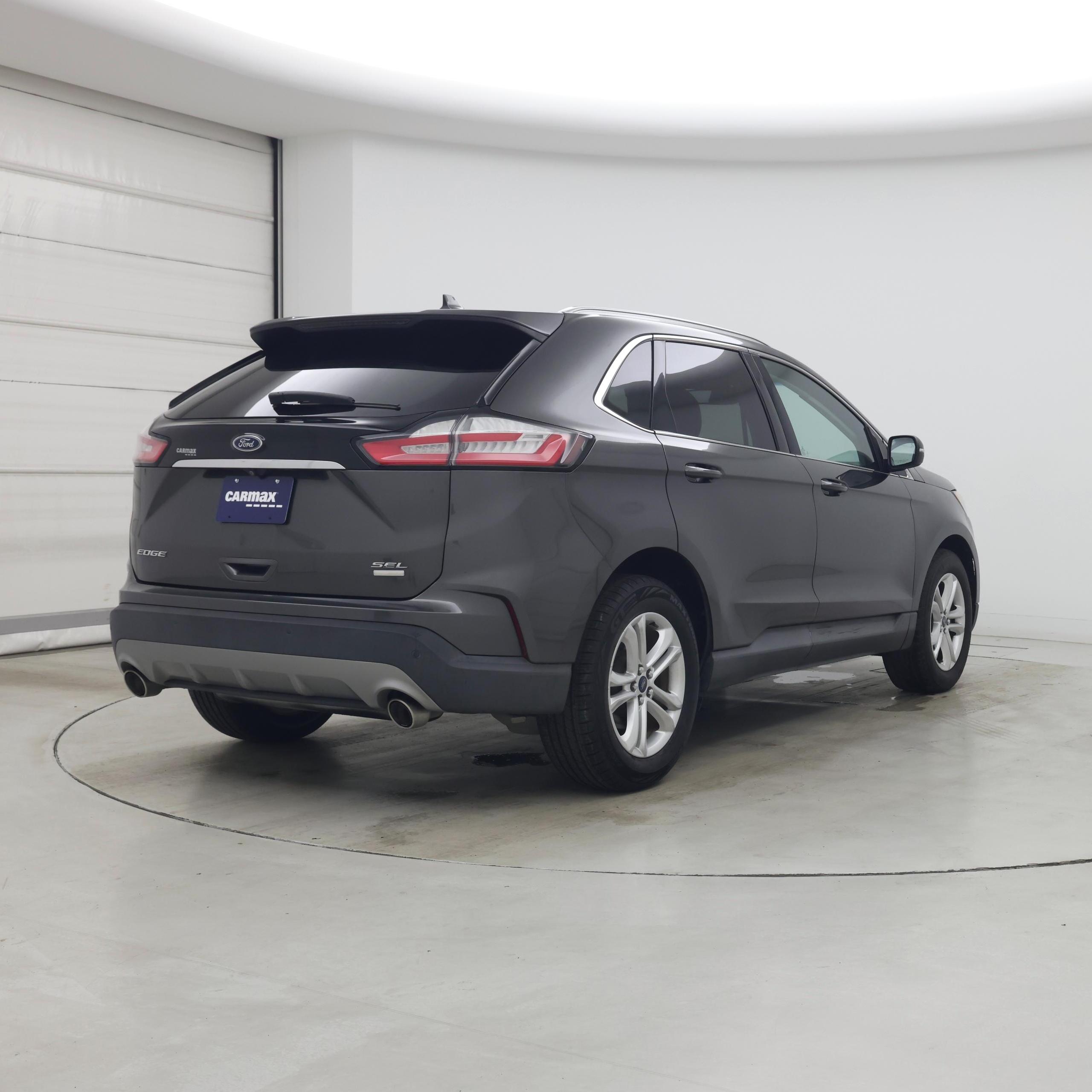 Thumbnail: 2019 Ford Edge - 8