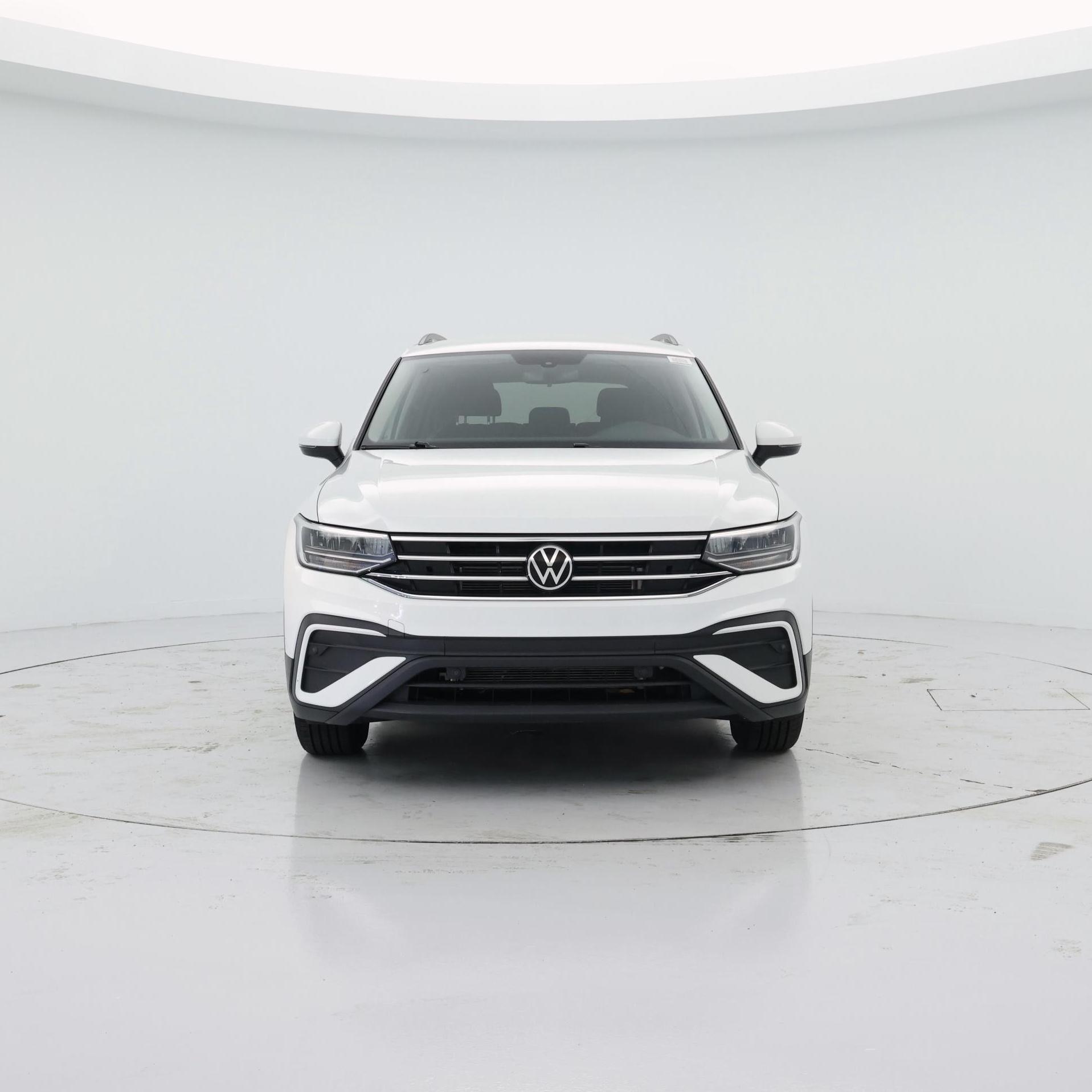 Thumbnail: 2023 Volkswagen Tiguan - 5