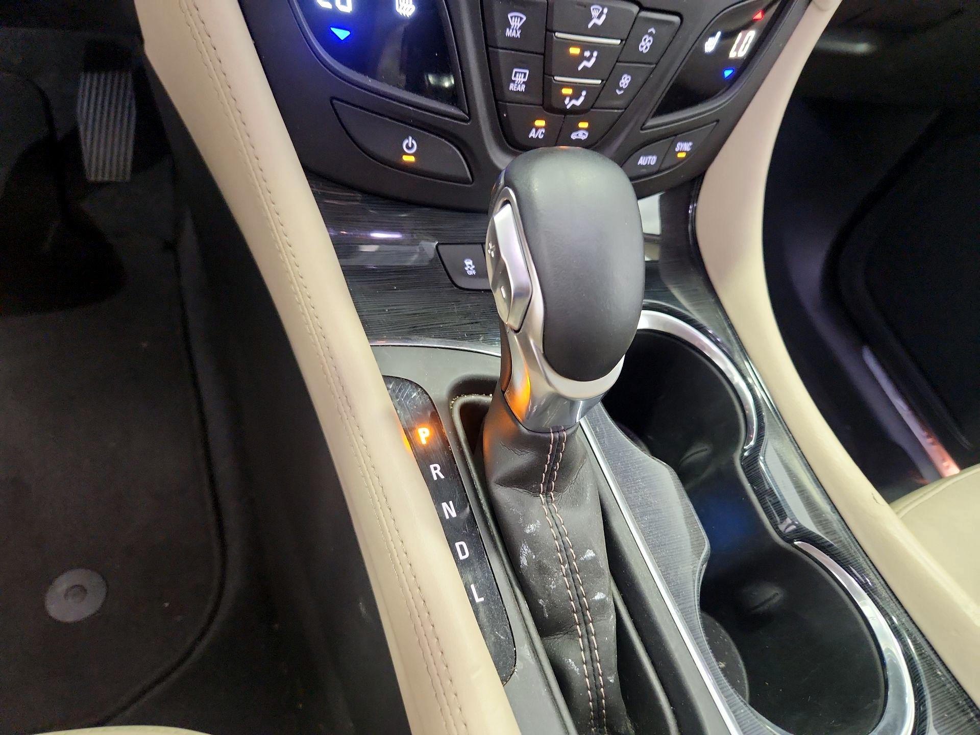 Thumbnail: 2017 Buick Envision - 17