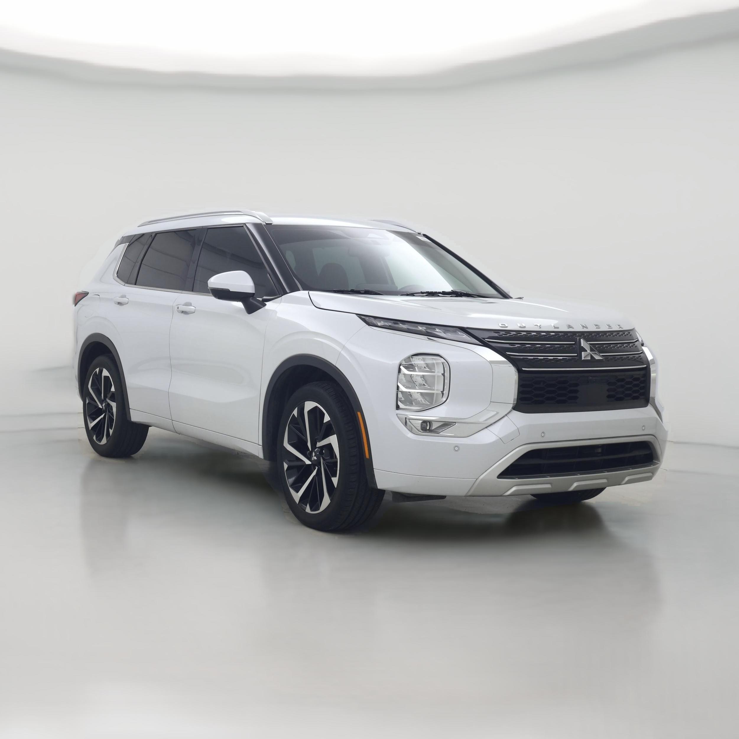 Thumbnail: 2023 Mitsubishi Outlander - 1