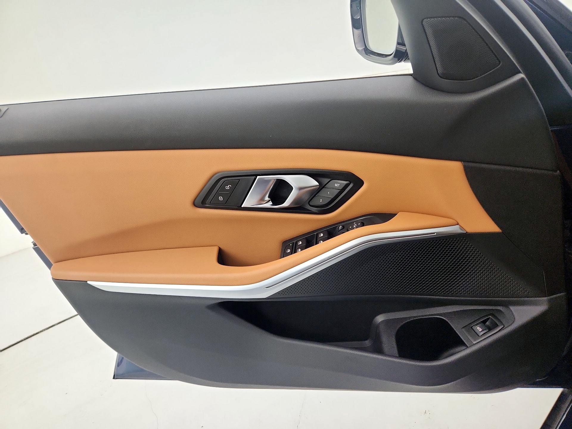 Thumbnail: 2024 BMW 3 Series - 12