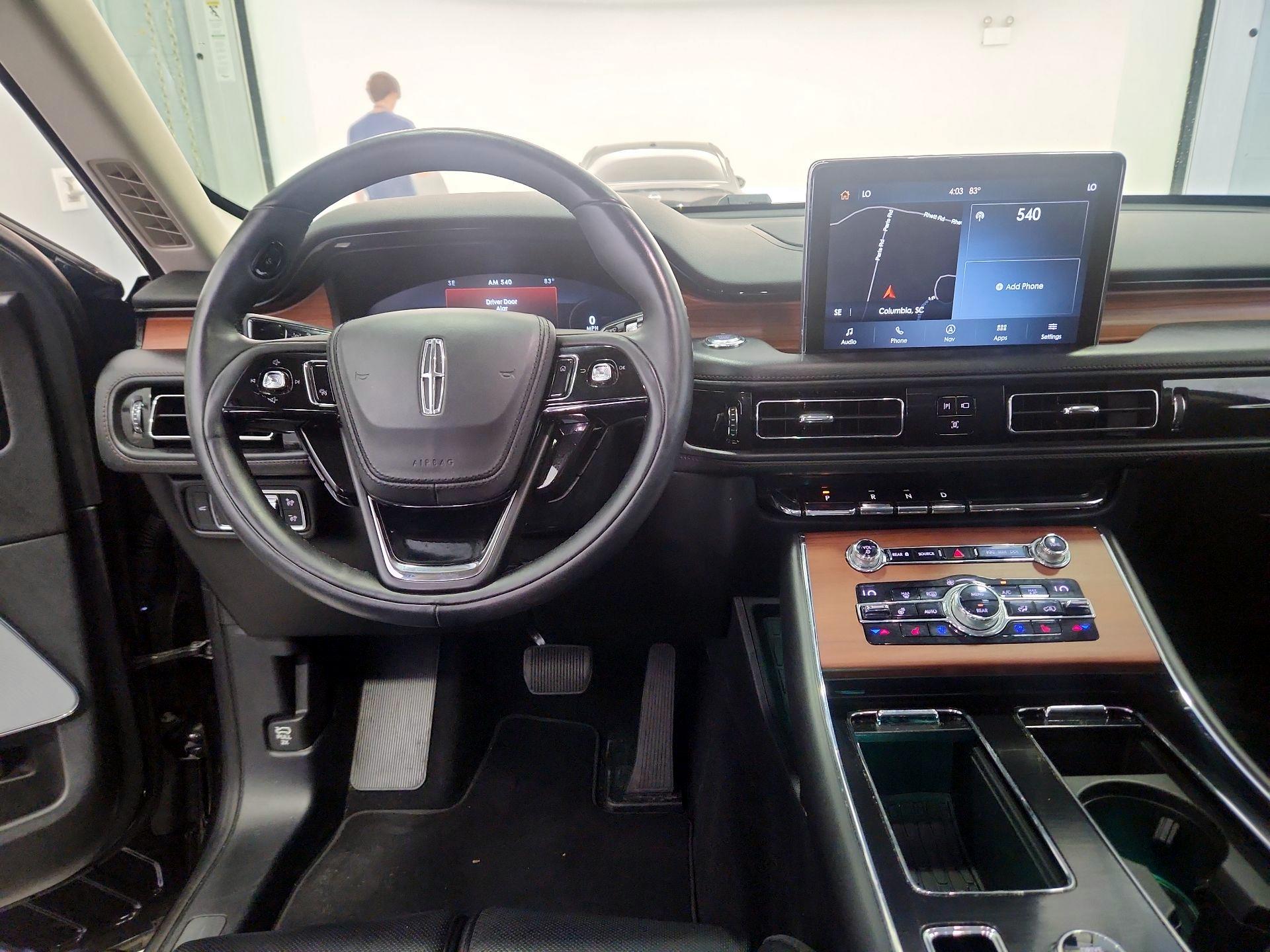 Thumbnail: 2020 Lincoln Aviator - 9