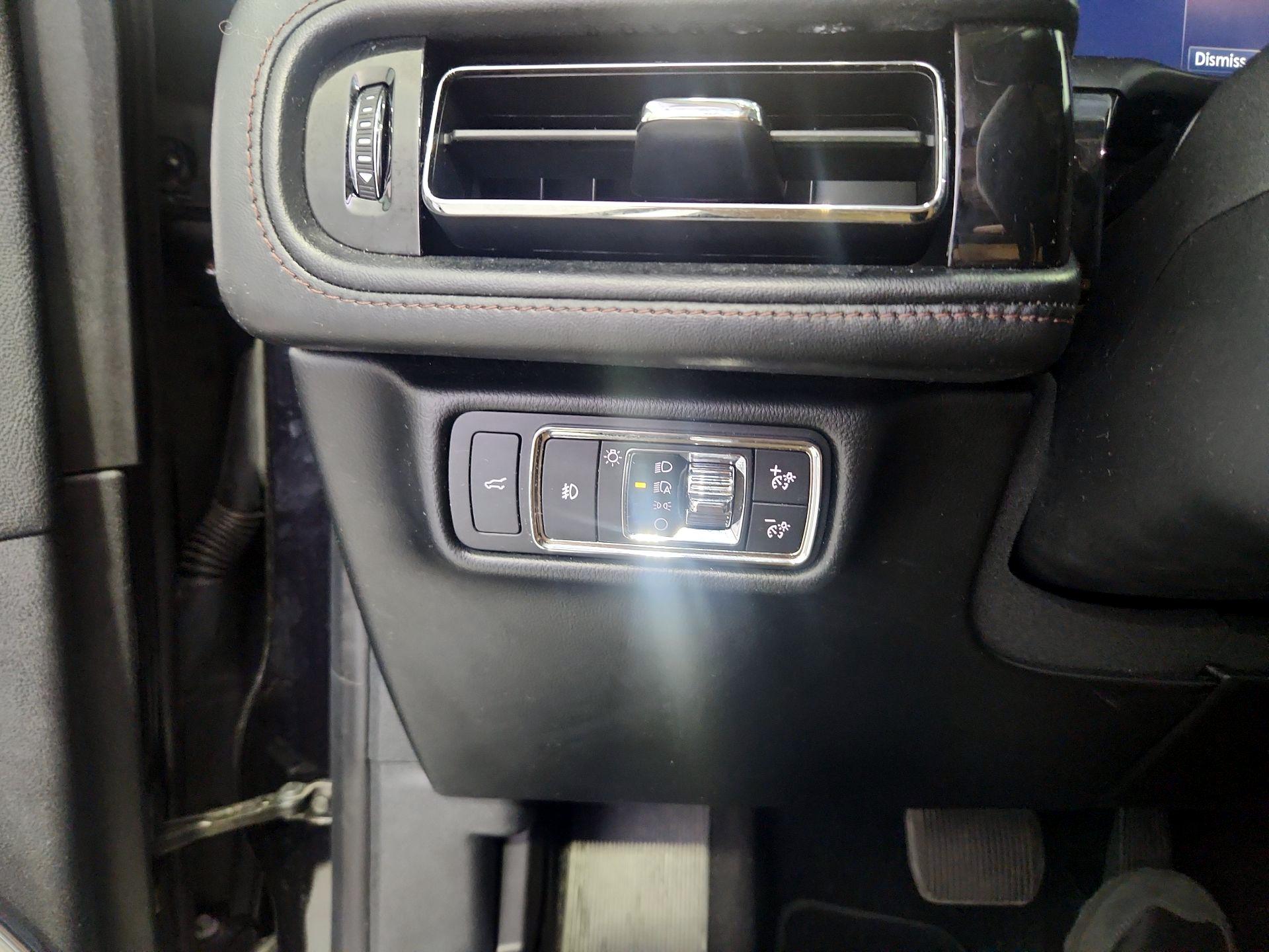 Thumbnail: 2020 Lincoln Aviator - 13