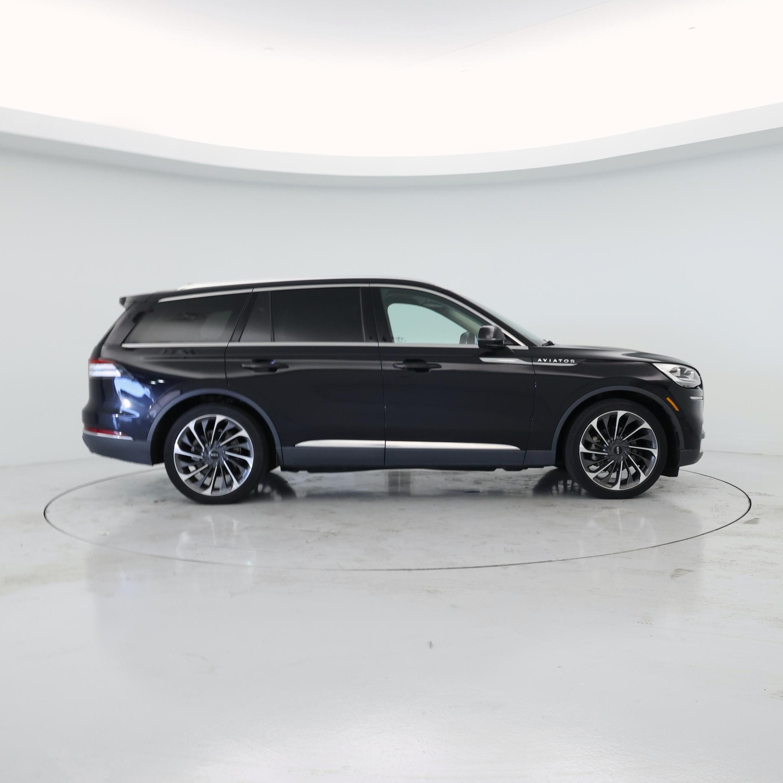 Thumbnail: 2020 Lincoln Aviator - 7