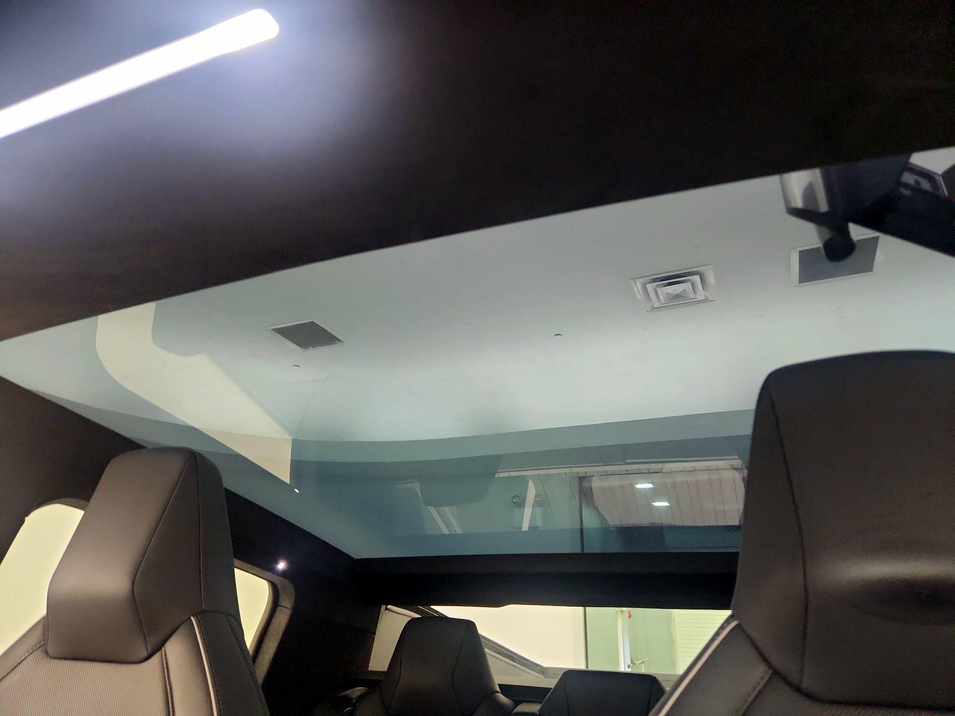 Thumbnail: 2025 Tesla Cybertruck - 20