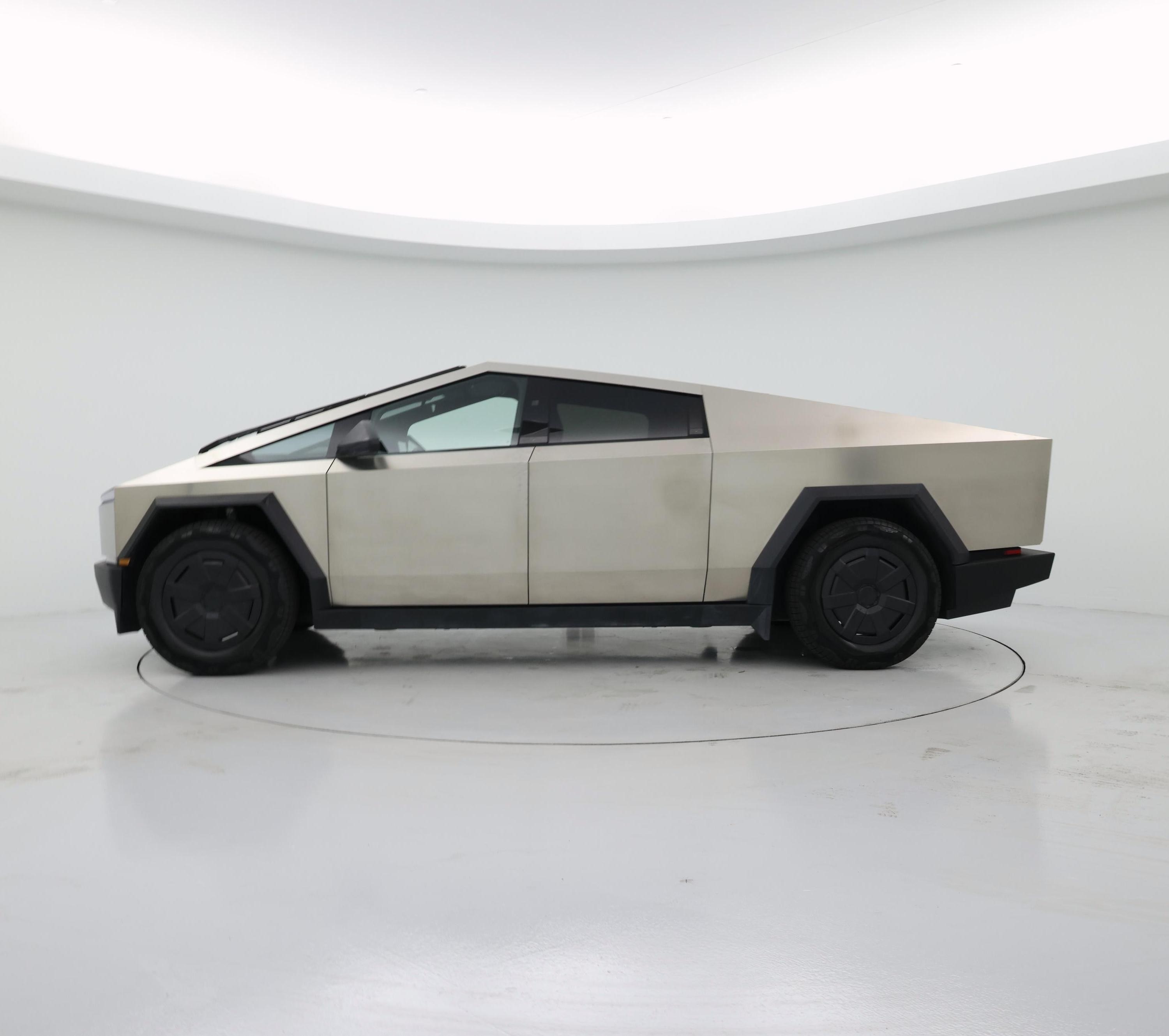 Thumbnail: 2025 Tesla Cybertruck - 3