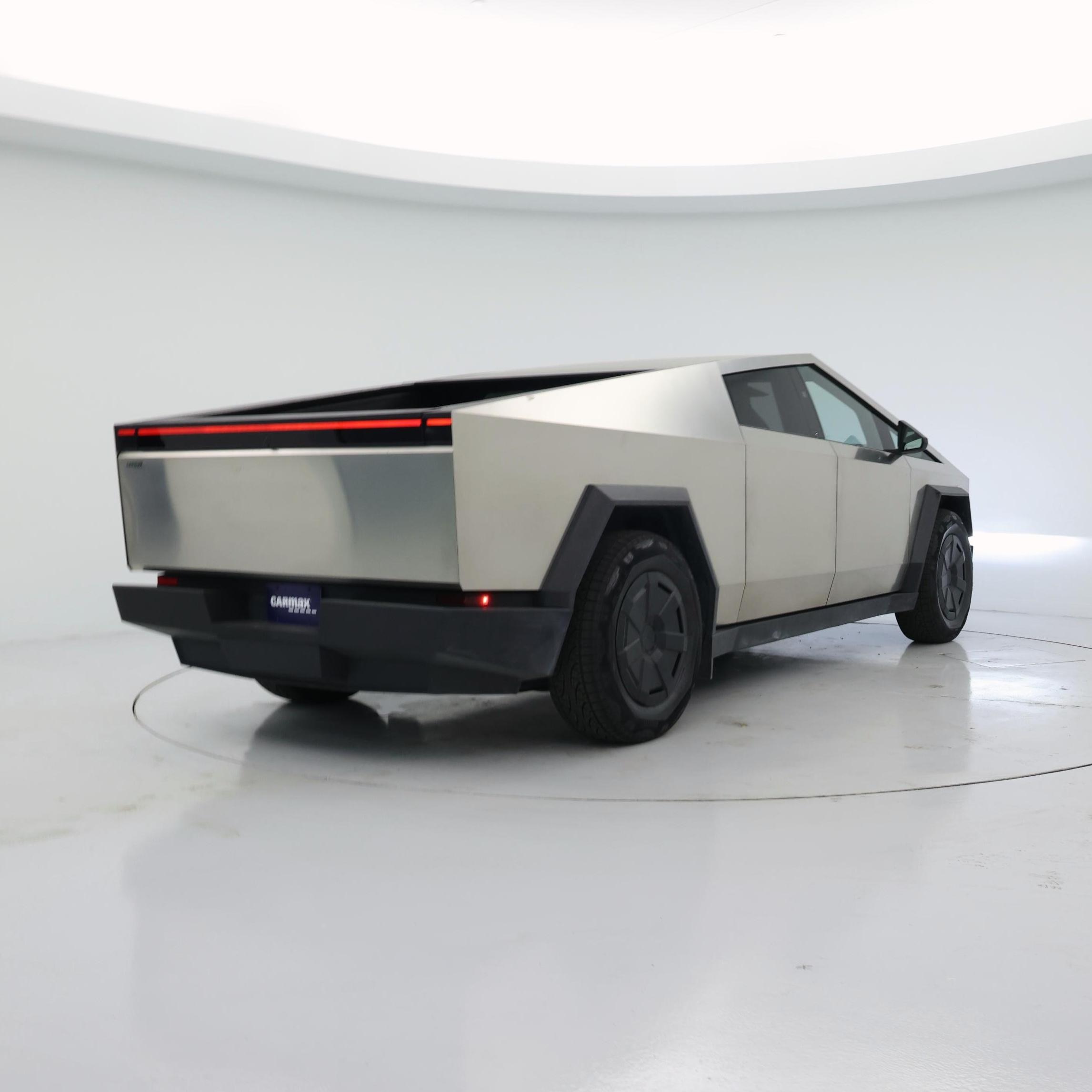 Thumbnail: 2025 Tesla Cybertruck - 8