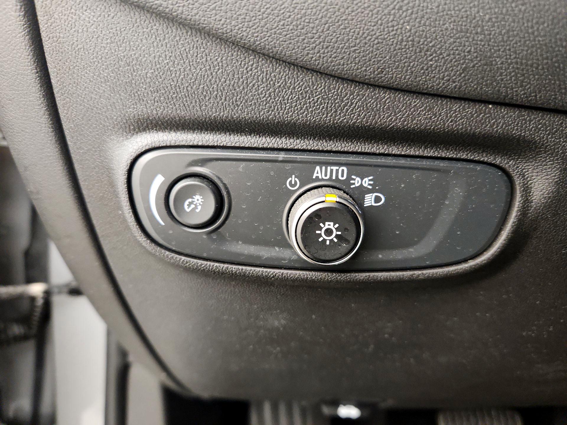 Thumbnail: 2024 Chevrolet Equinox - 13