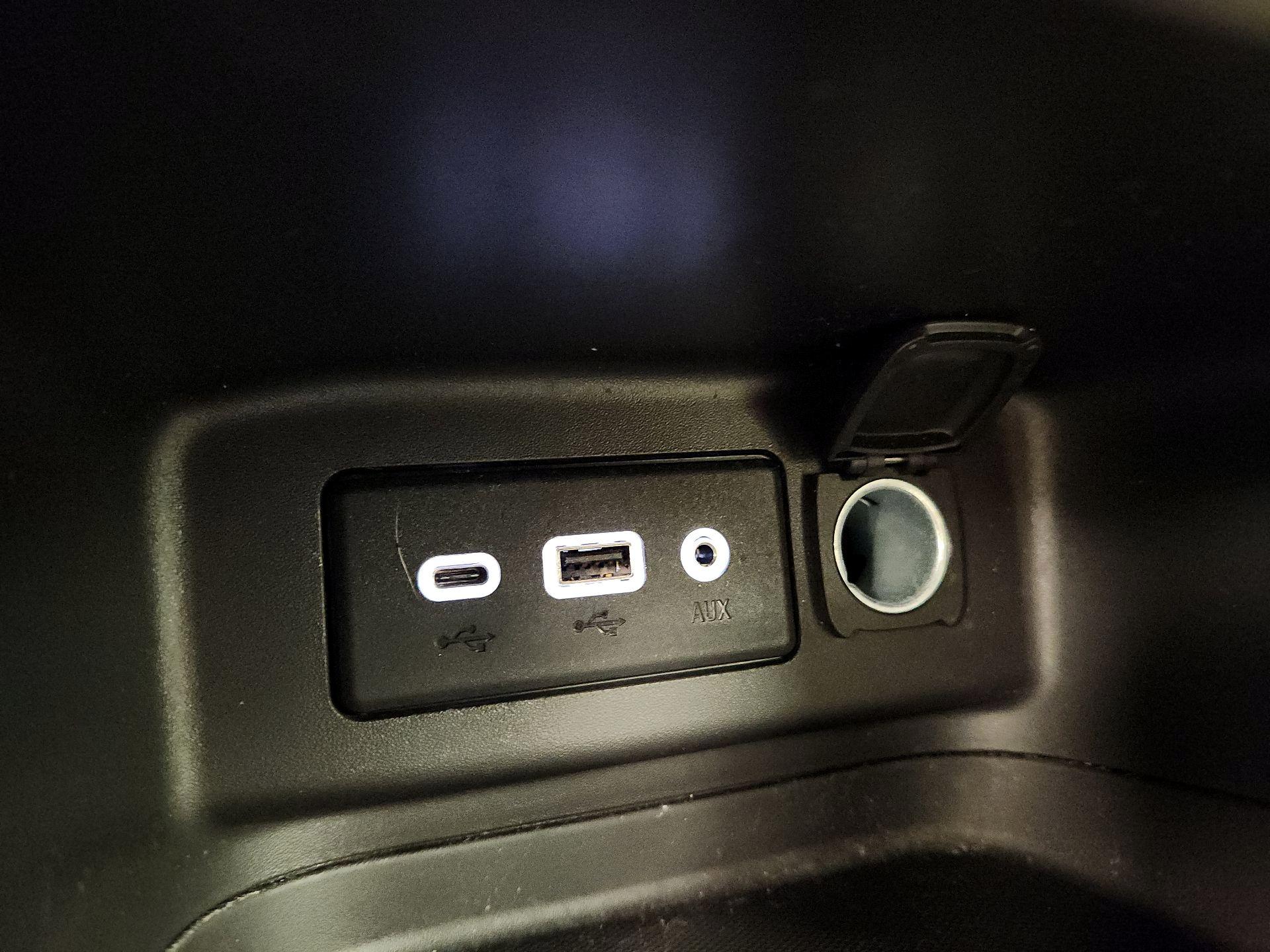 Thumbnail: 2024 Chevrolet Equinox - 18