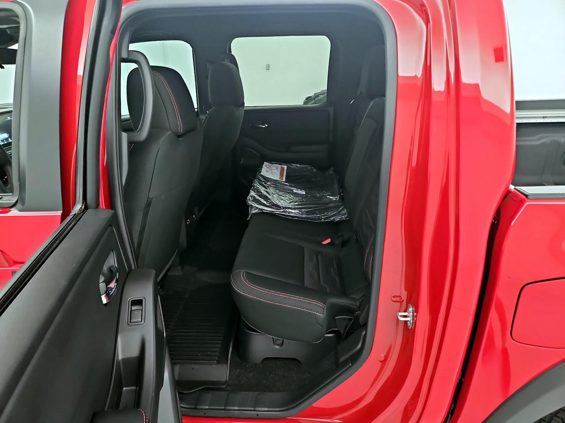 Thumbnail: 2025 Nissan Frontier - 19