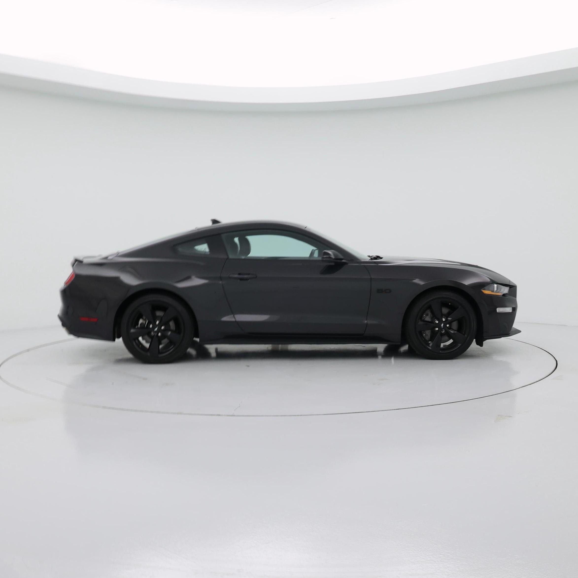 Thumbnail: 2022 Ford Mustang - 7