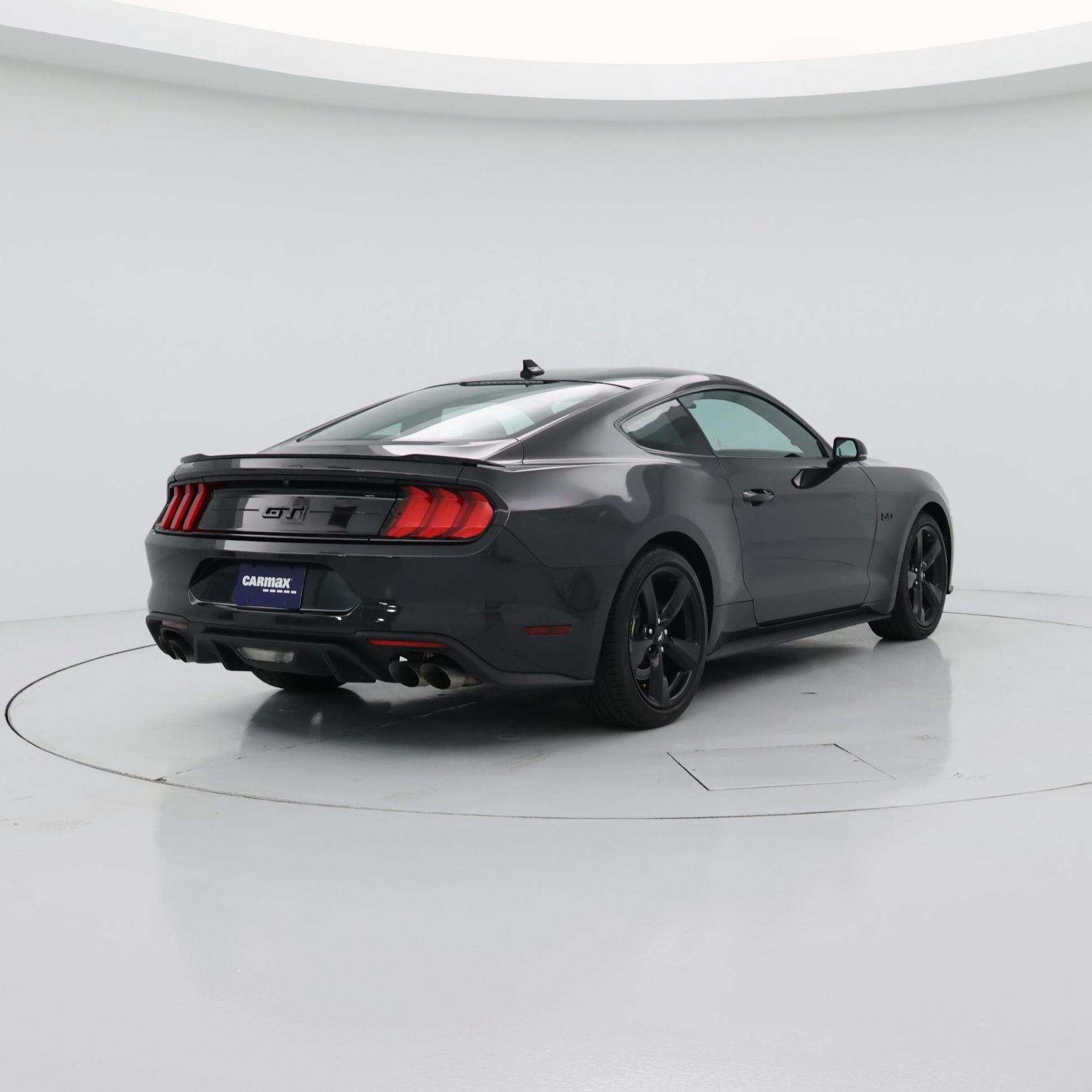 Thumbnail: 2022 Ford Mustang - 8