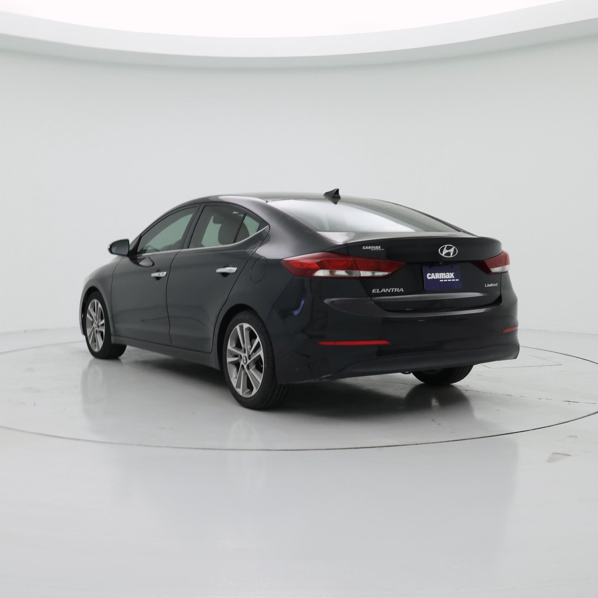 Thumbnail: 2017 Hyundai Elantra - 2