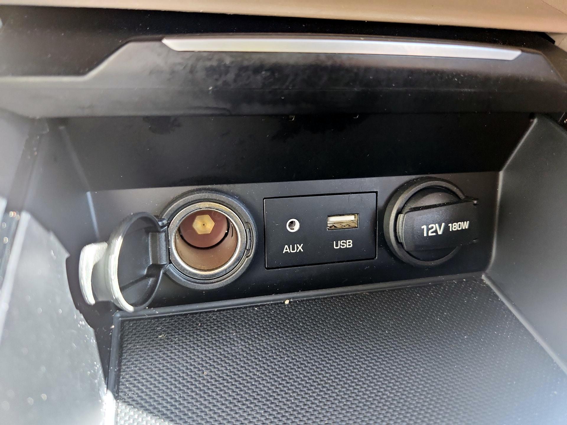 Thumbnail: 2017 Hyundai Elantra - 19