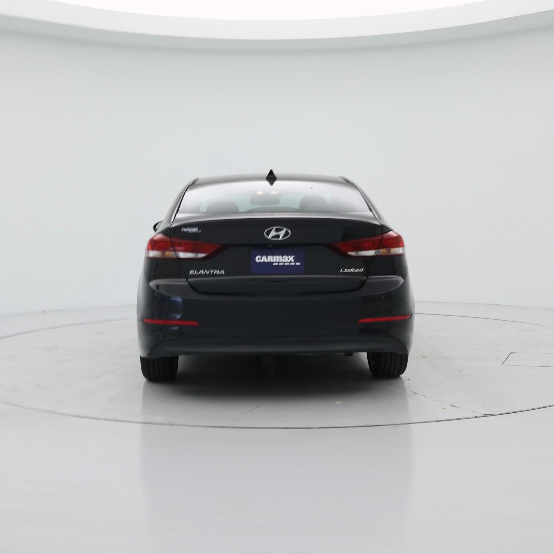 Thumbnail: 2017 Hyundai Elantra - 6