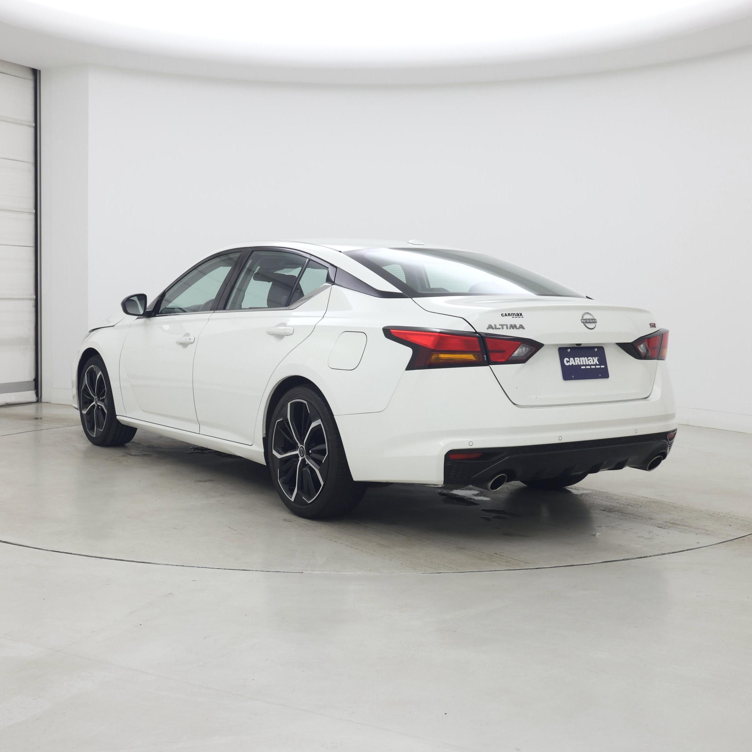 Thumbnail: 2024 Nissan Altima - 2