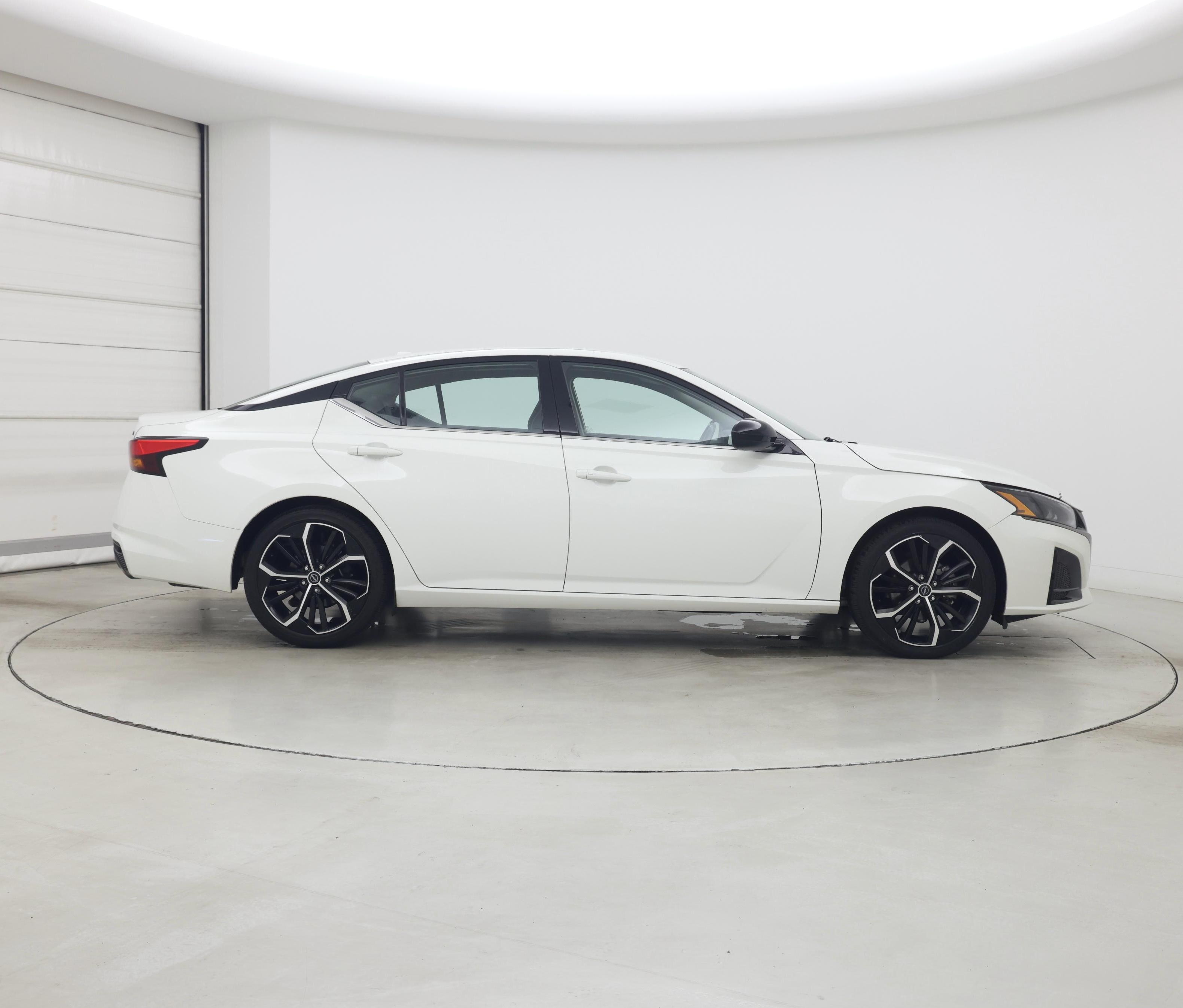 Thumbnail: 2024 Nissan Altima - 7