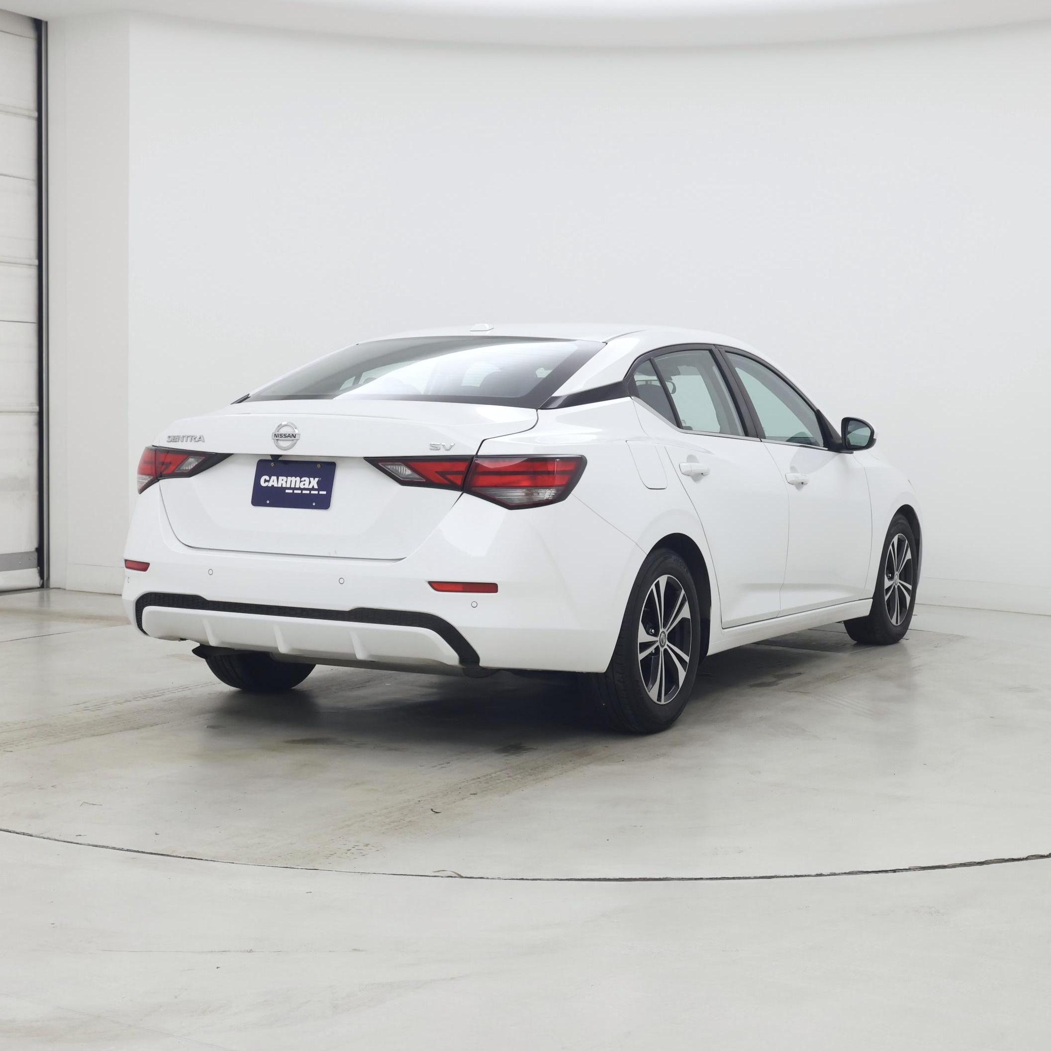 Thumbnail: 2023 Nissan Sentra - 8