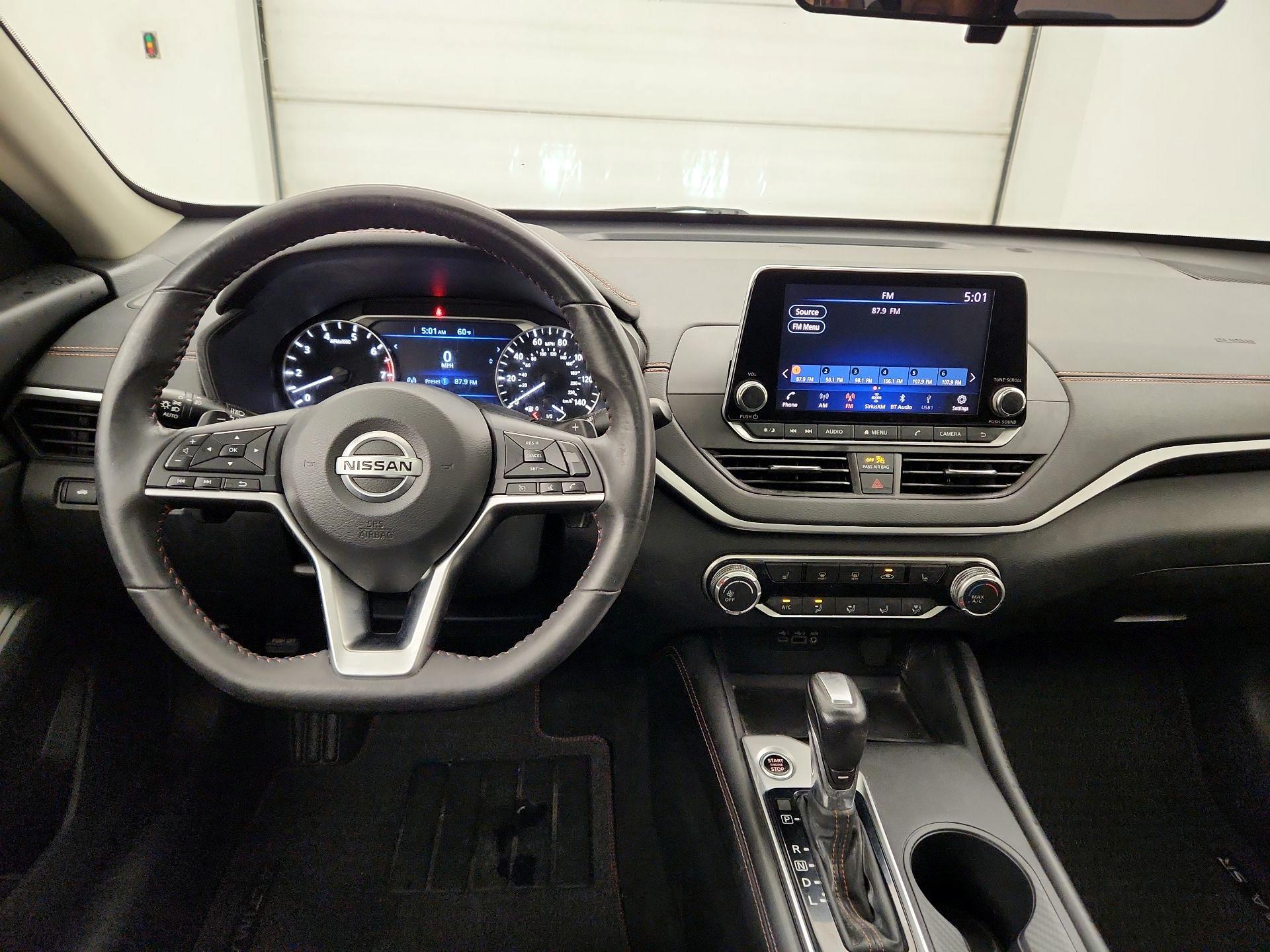 Thumbnail: 2022 Nissan Altima - 10
