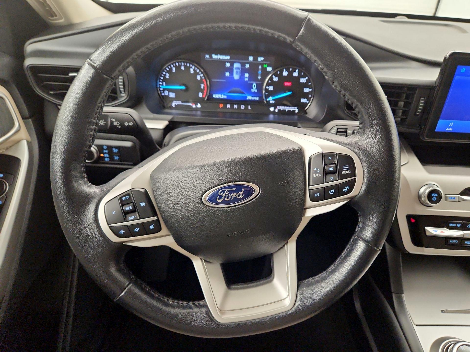 Thumbnail: 2022 Ford Explorer - 10