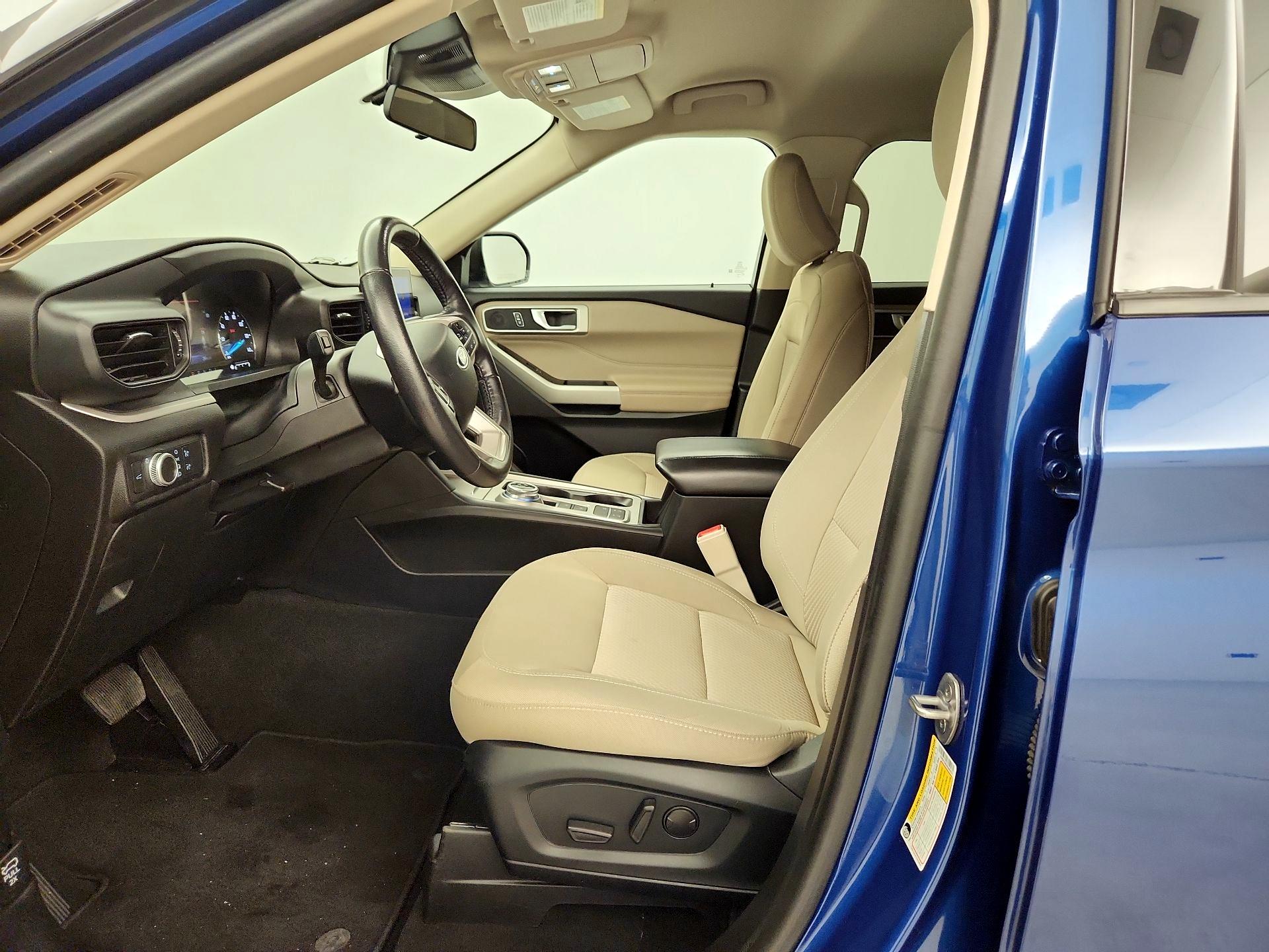 Thumbnail: 2022 Ford Explorer - 11