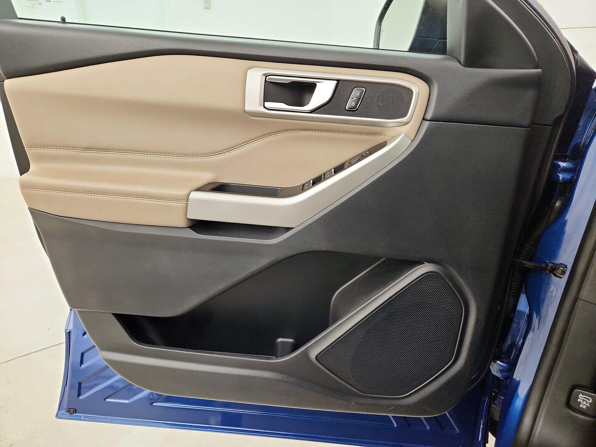 Thumbnail: 2022 Ford Explorer - 12