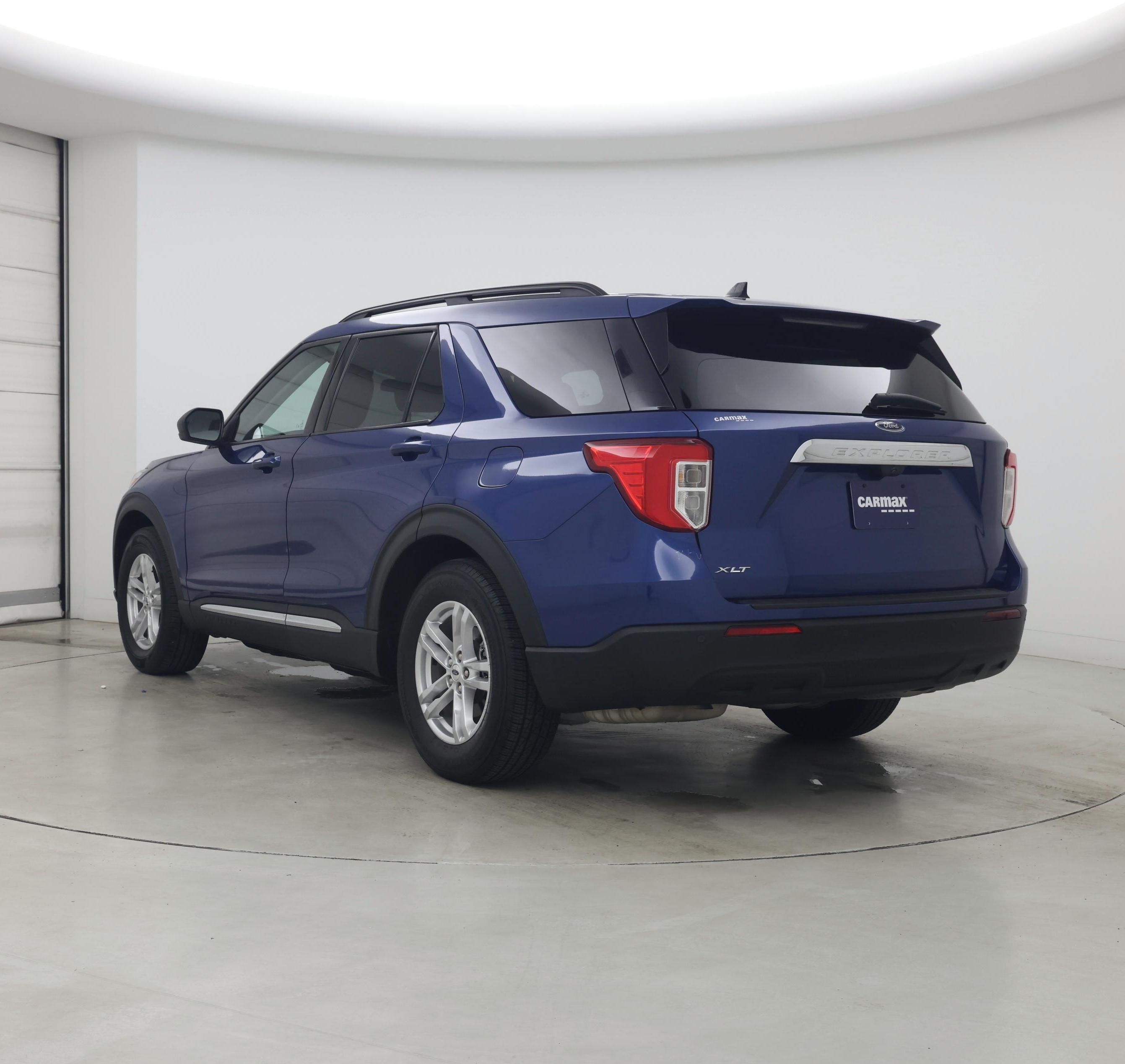 Thumbnail: 2022 Ford Explorer - 2