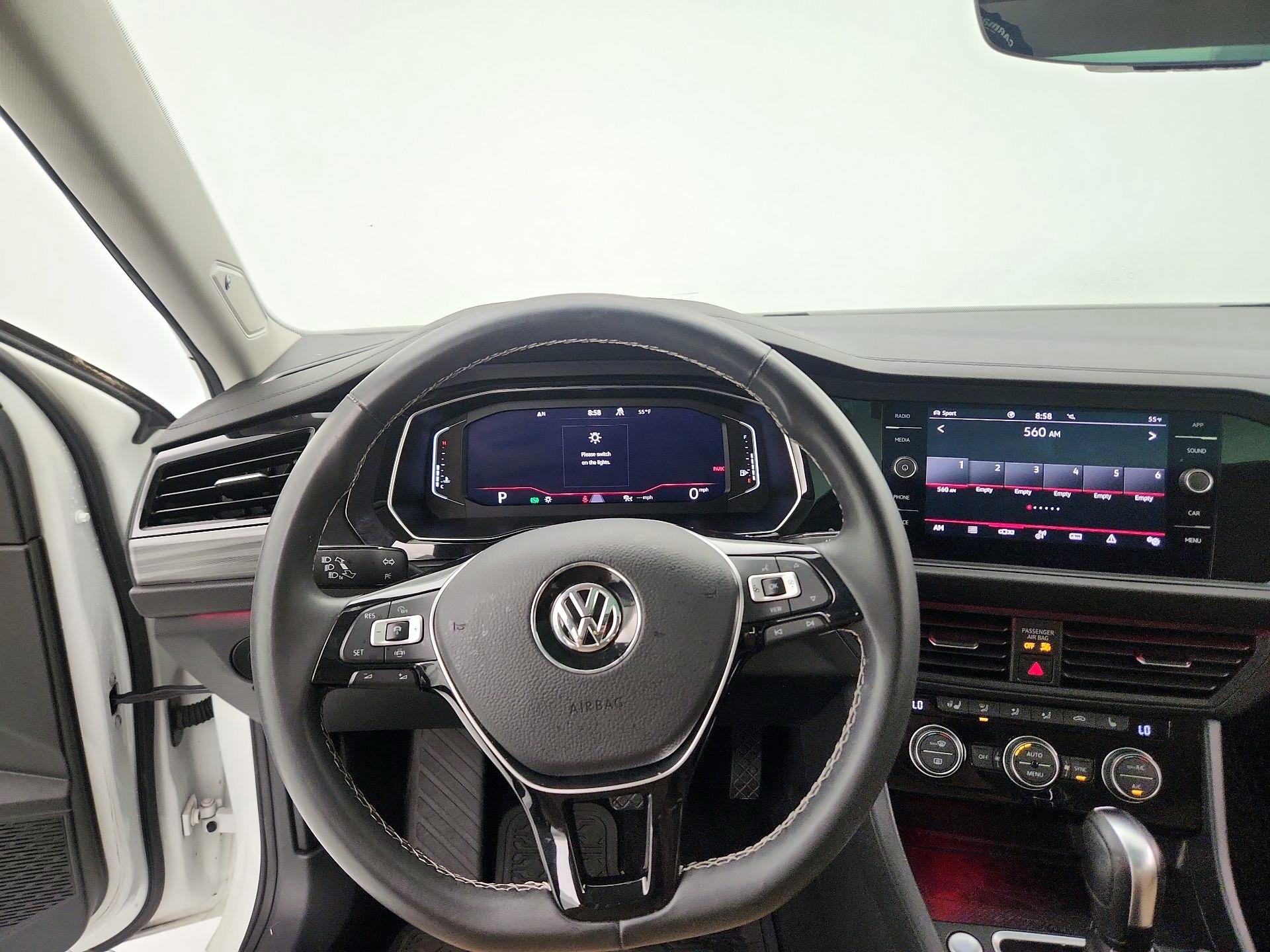 Thumbnail: 2021 Volkswagen Jetta - 10