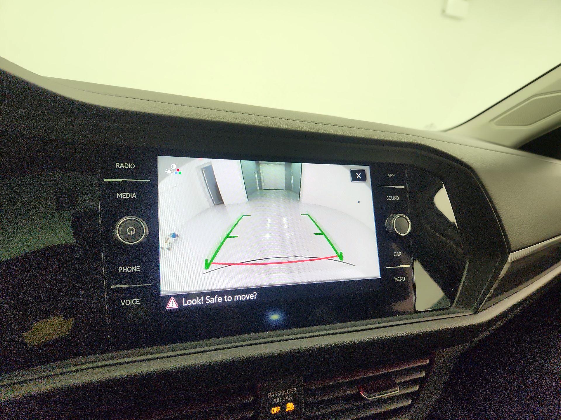 Thumbnail: 2021 Volkswagen Jetta - 14