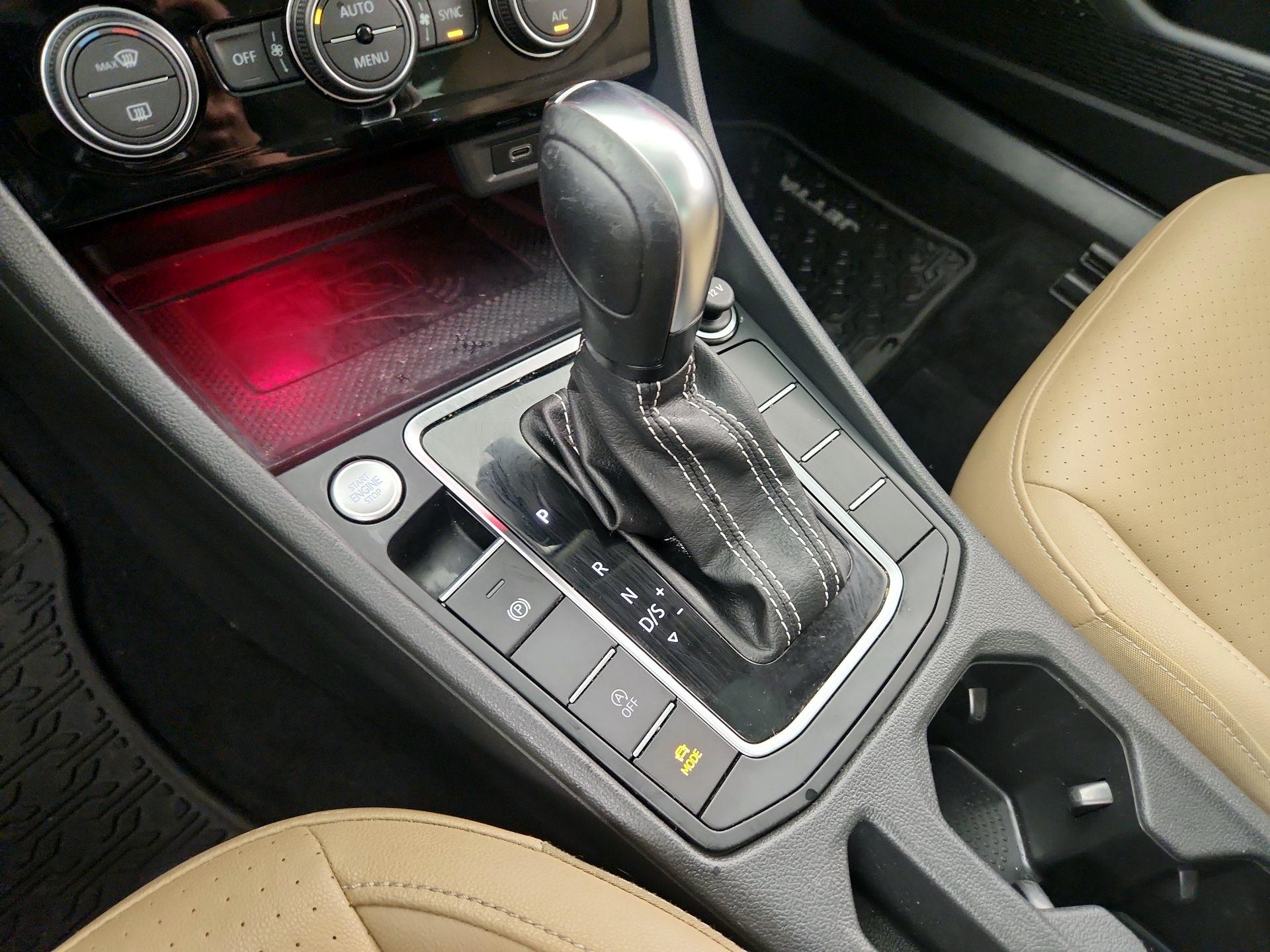 Thumbnail: 2021 Volkswagen Jetta - 17