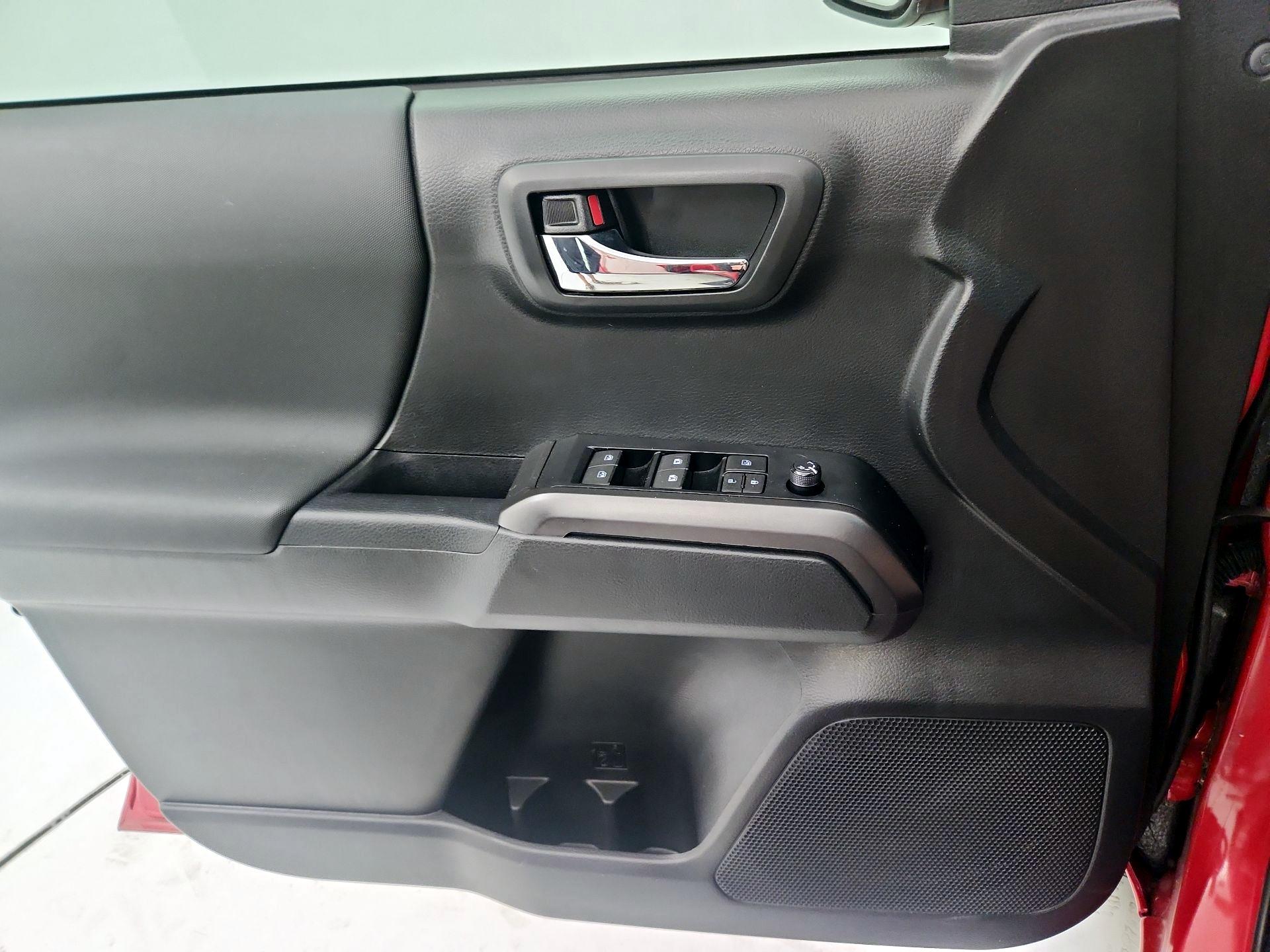 Thumbnail: 2023 Toyota Tacoma - 12