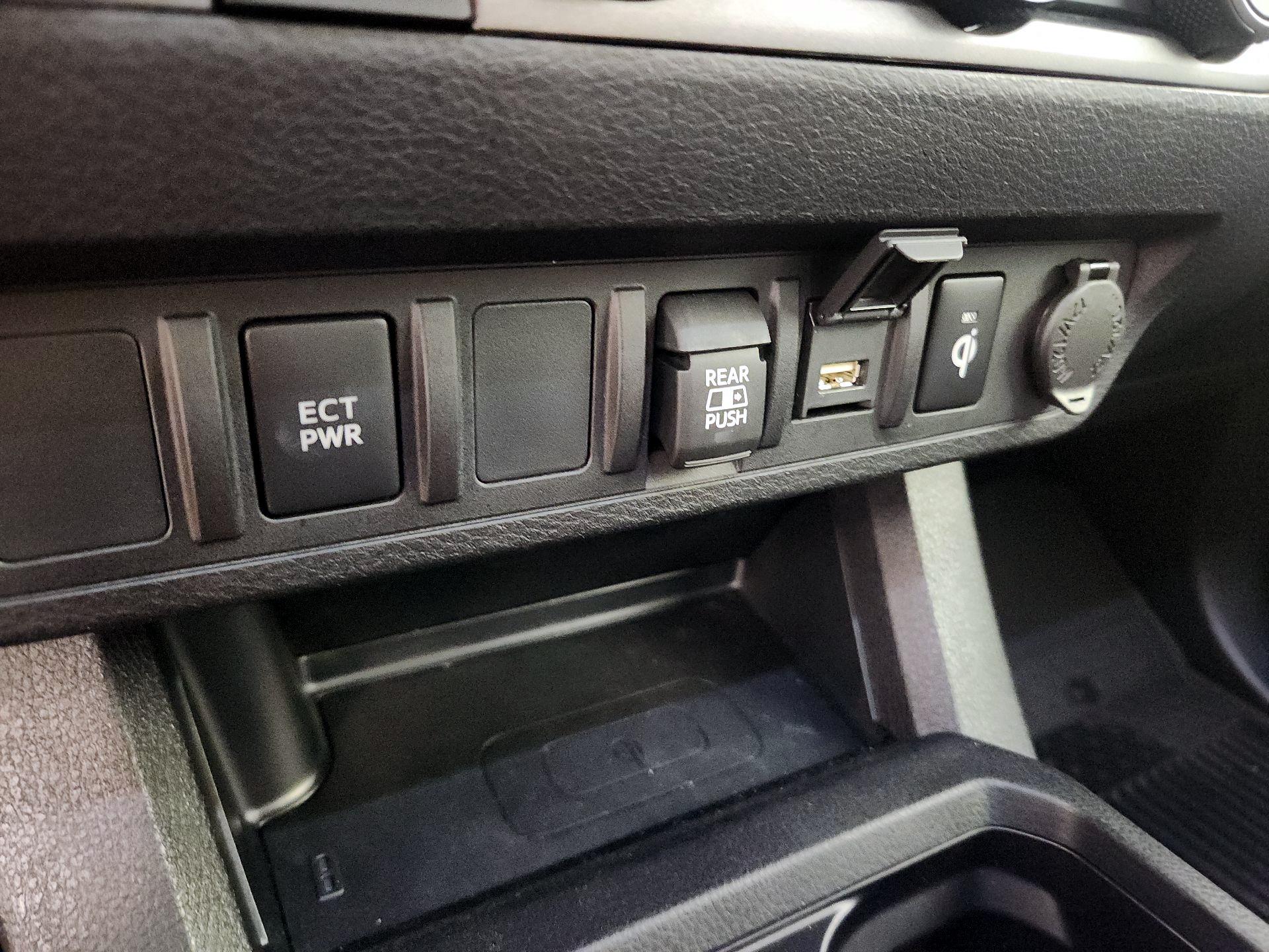 Thumbnail: 2023 Toyota Tacoma - 18