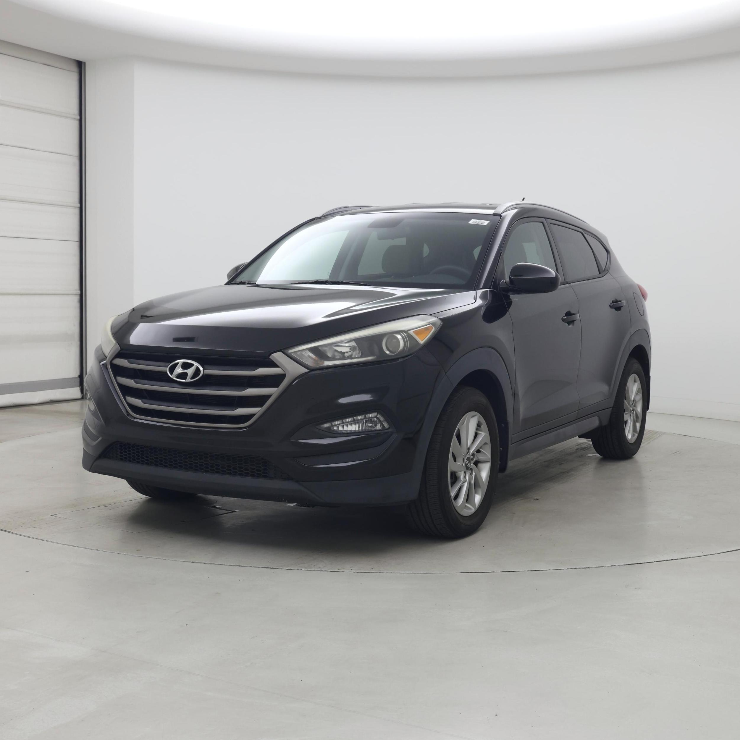 Thumbnail: 2016 Hyundai Tucson - 4