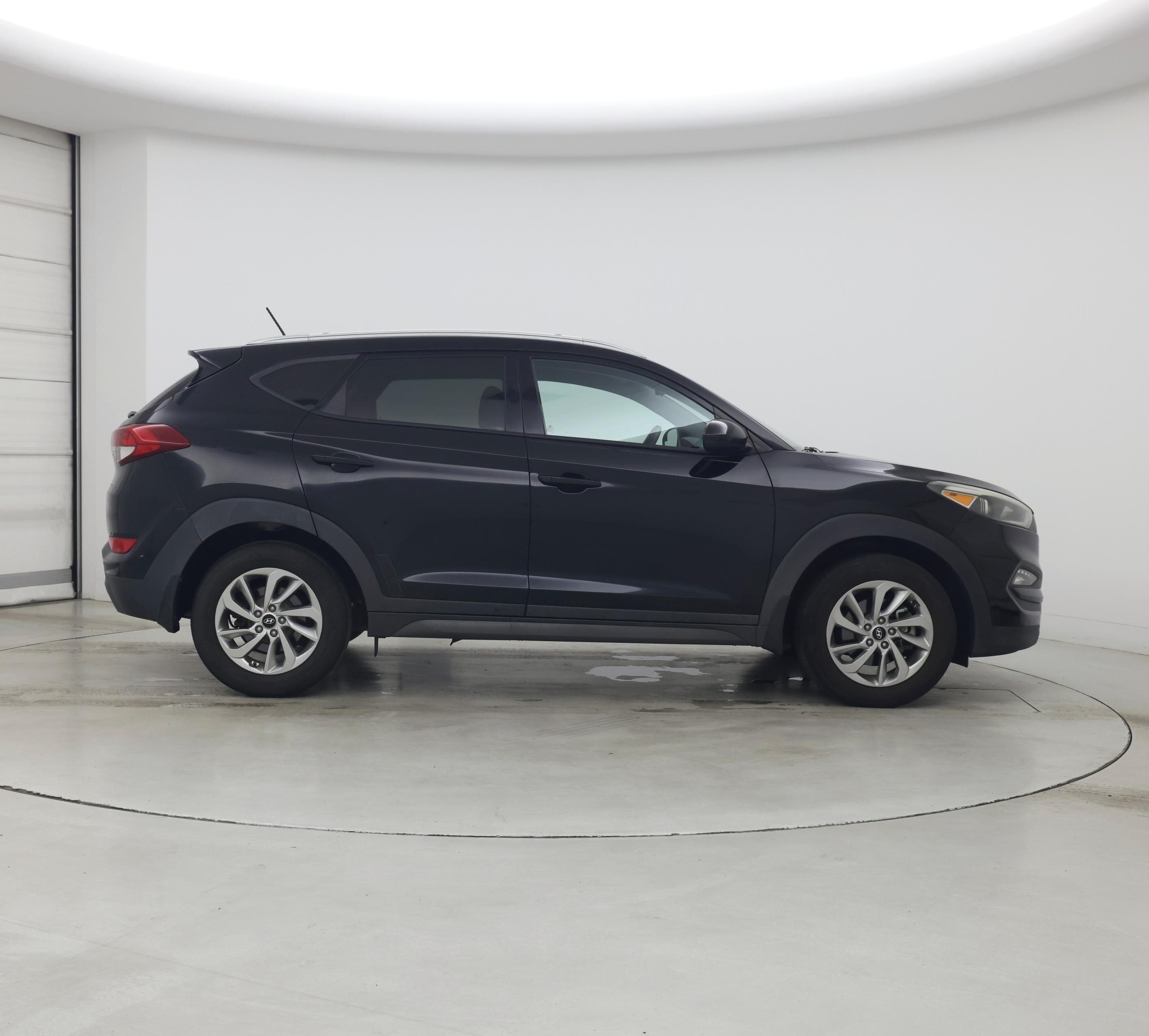Thumbnail: 2016 Hyundai Tucson - 7