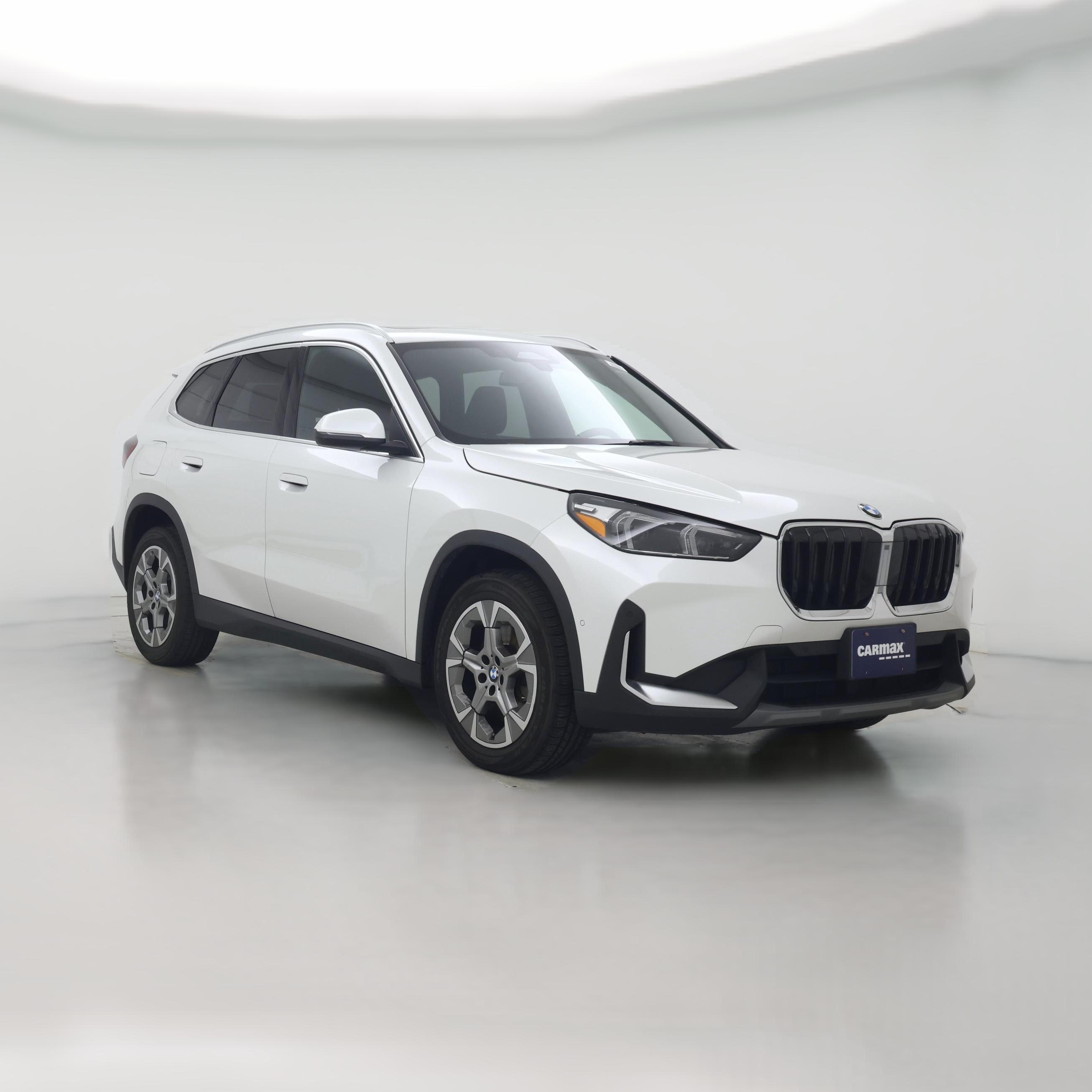 Thumbnail: 2023 BMW X1 - 1