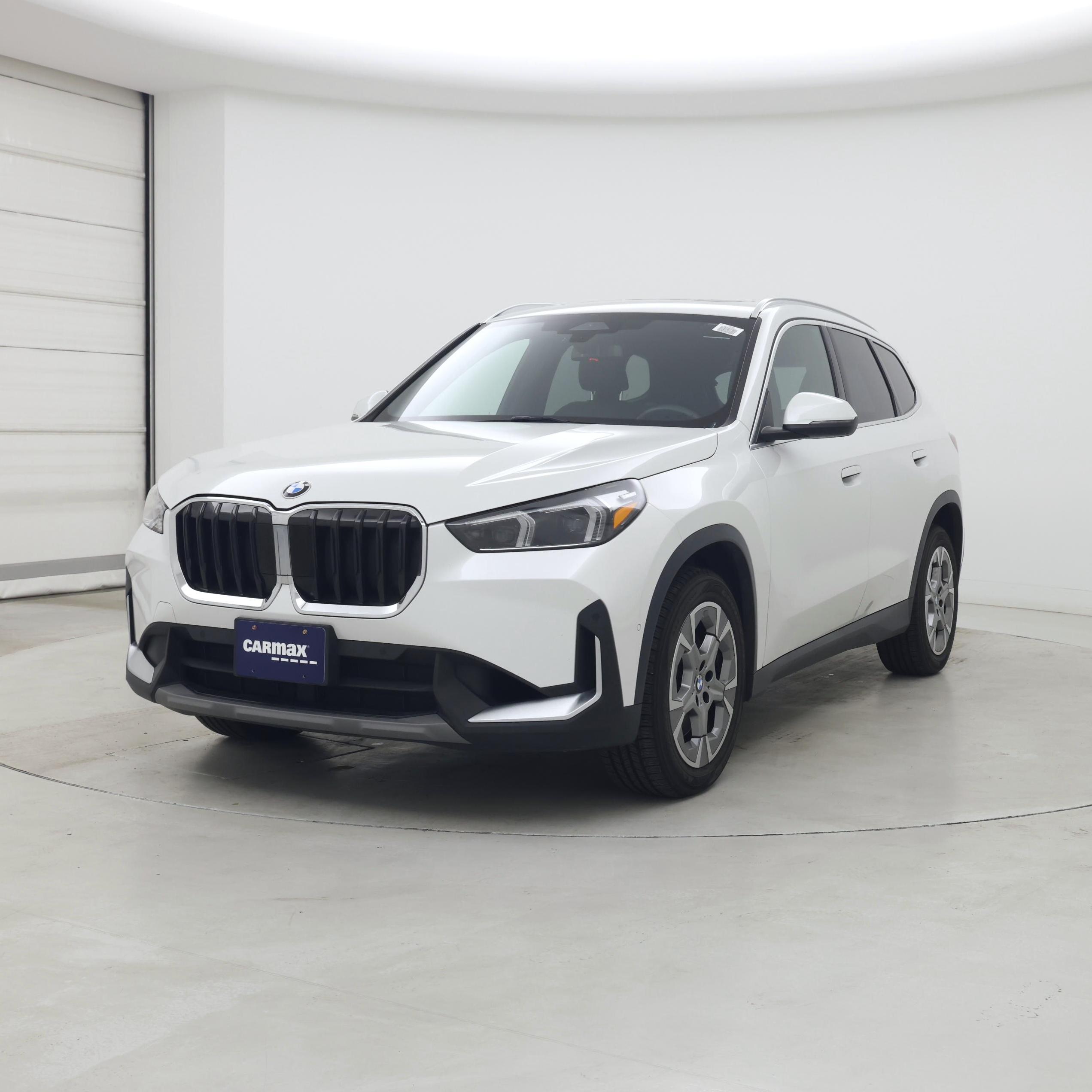 Thumbnail: 2023 BMW X1 - 4
